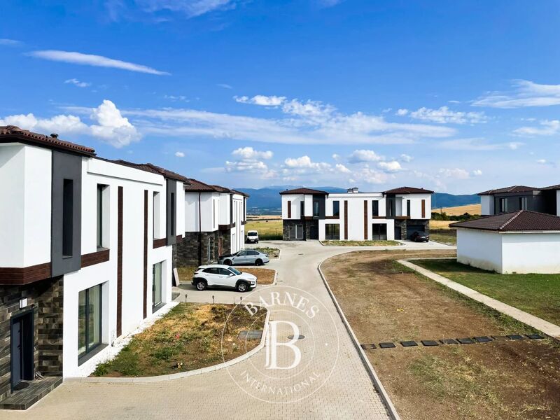 Venta, Casa Pozharevo - picture 3