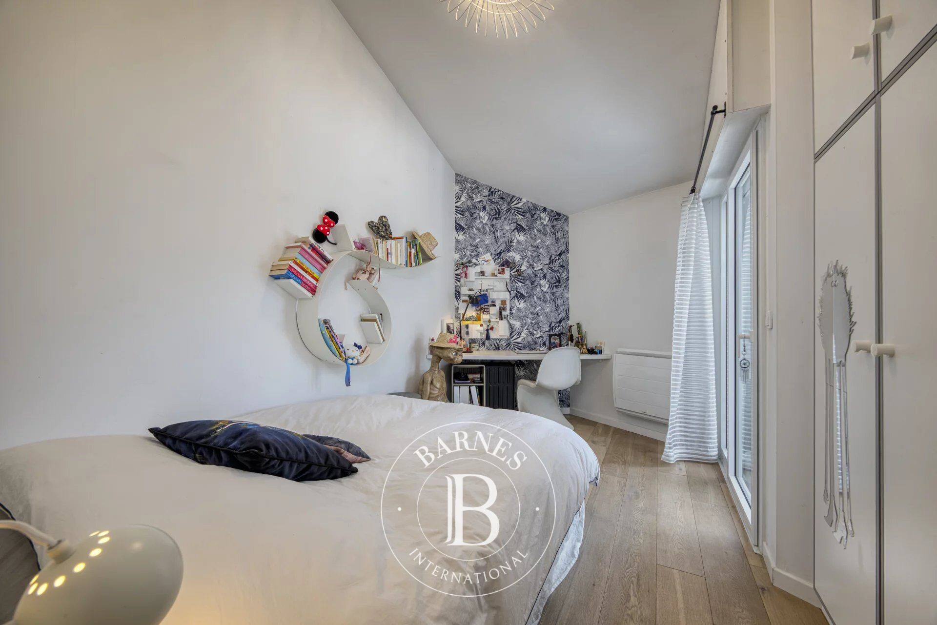 Ev Bonne - picture 20