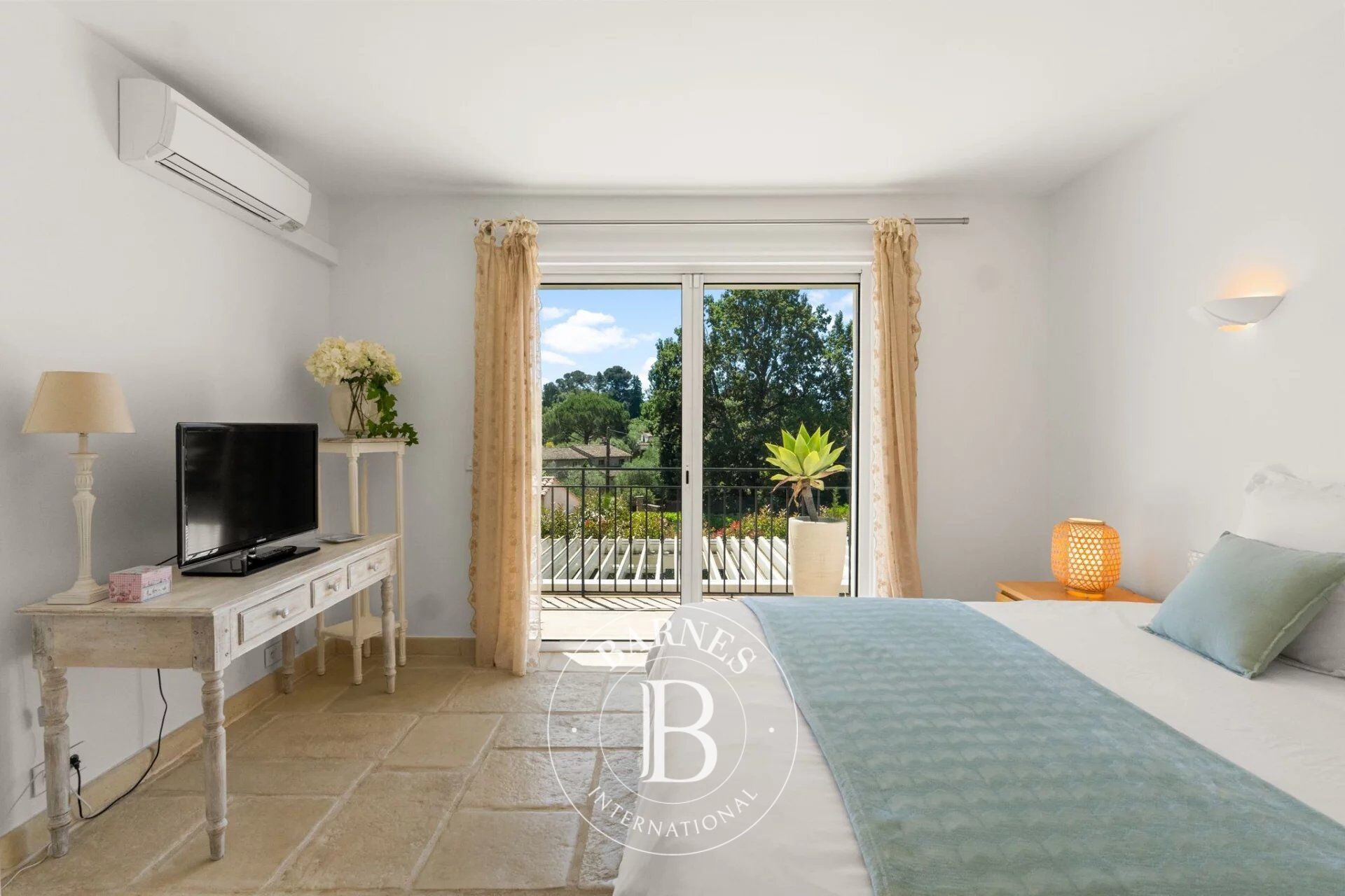 Villa Mougins - picture 9