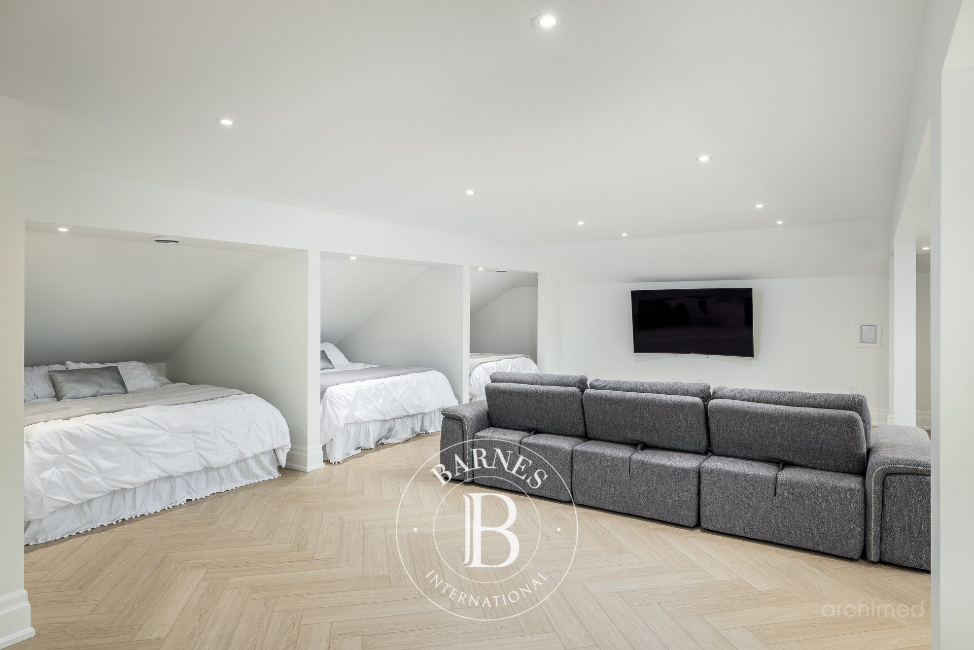 Ev Hampstead - picture 35