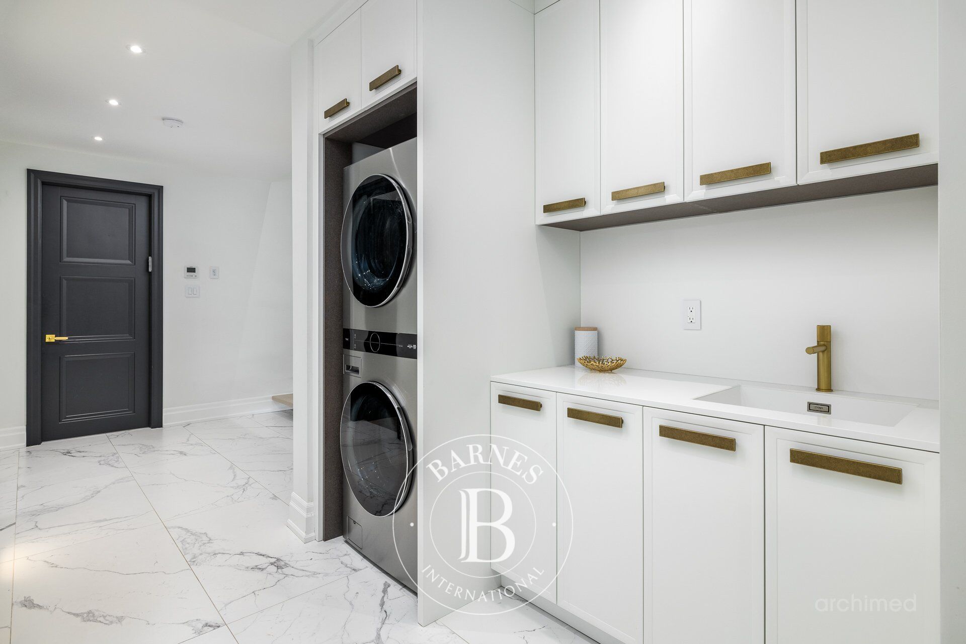 Ev Hampstead - picture 25