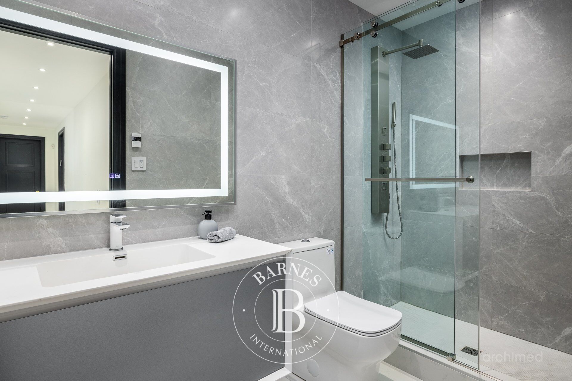 Ev Hampstead - picture 23