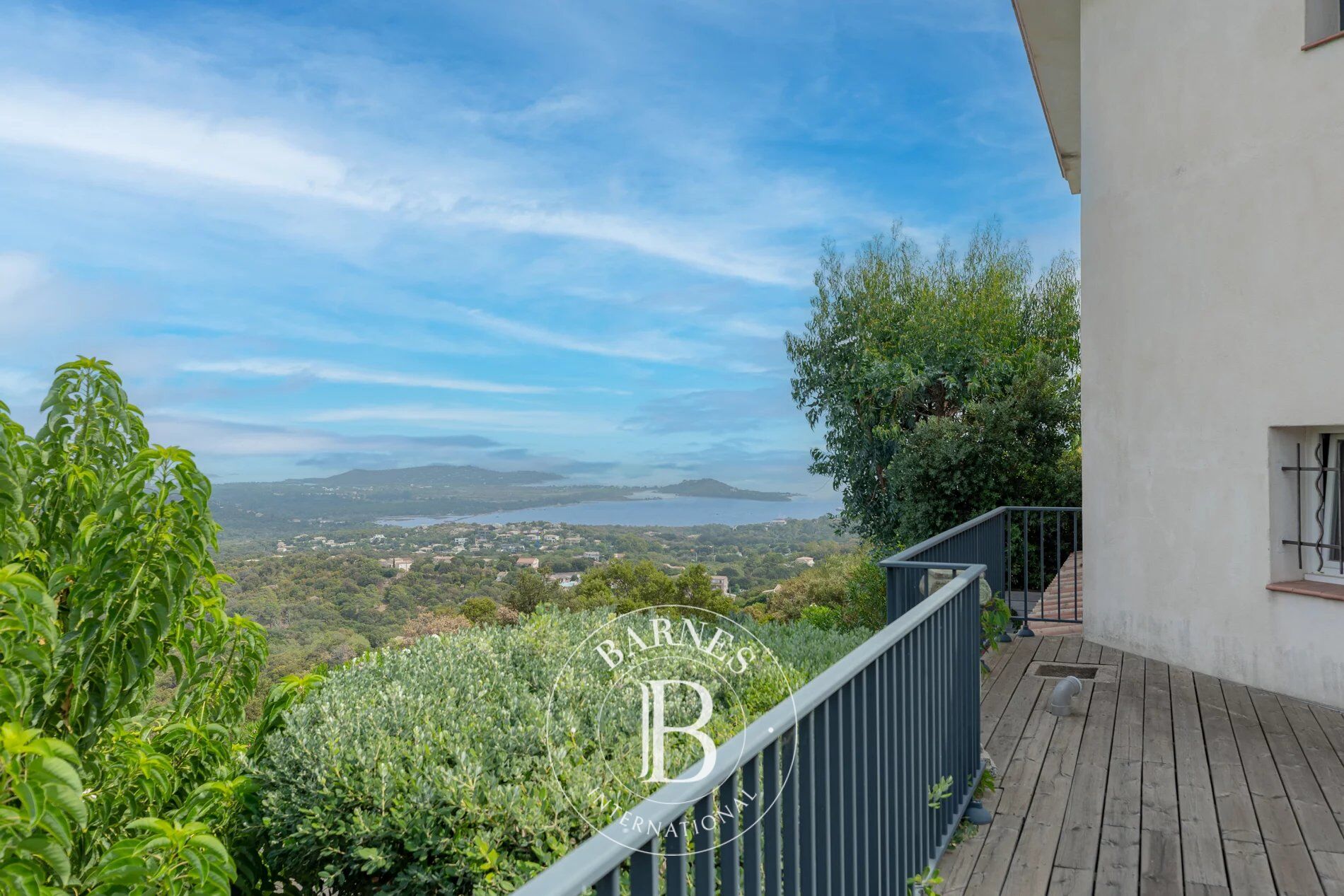 Porto-Vecchio, 6 Bedrooms, Swimming pool, Panoramic sea view, Close to the beach - picture 3