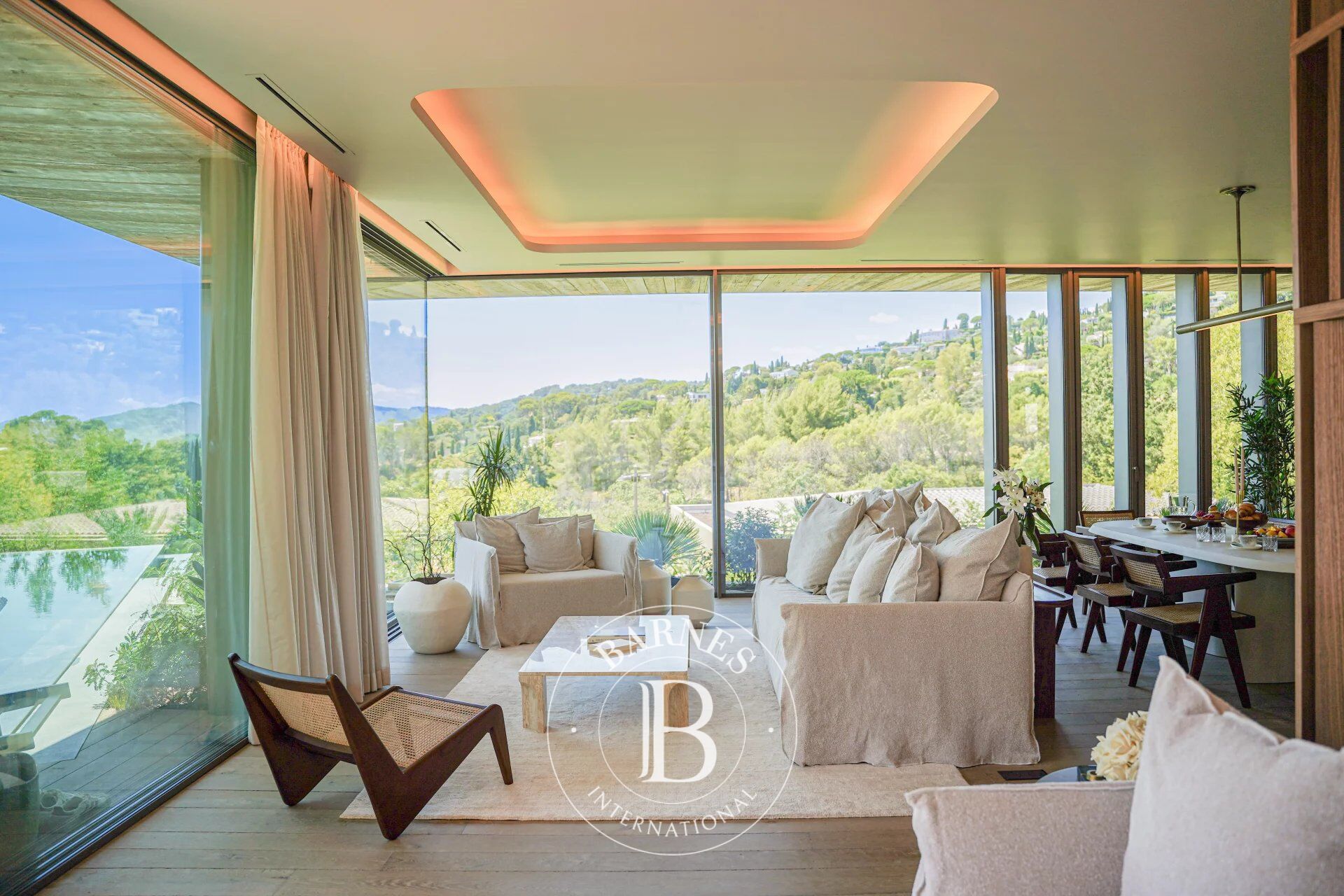 Villa Mougins - picture 2