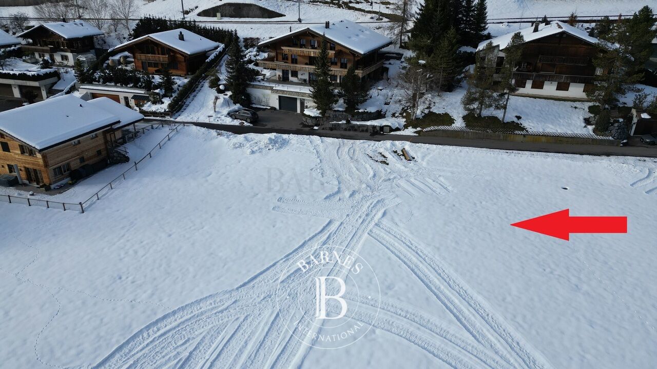 Terrain constructible de ~800 m2 dans un cadre idyllique à Schönried - picture 2