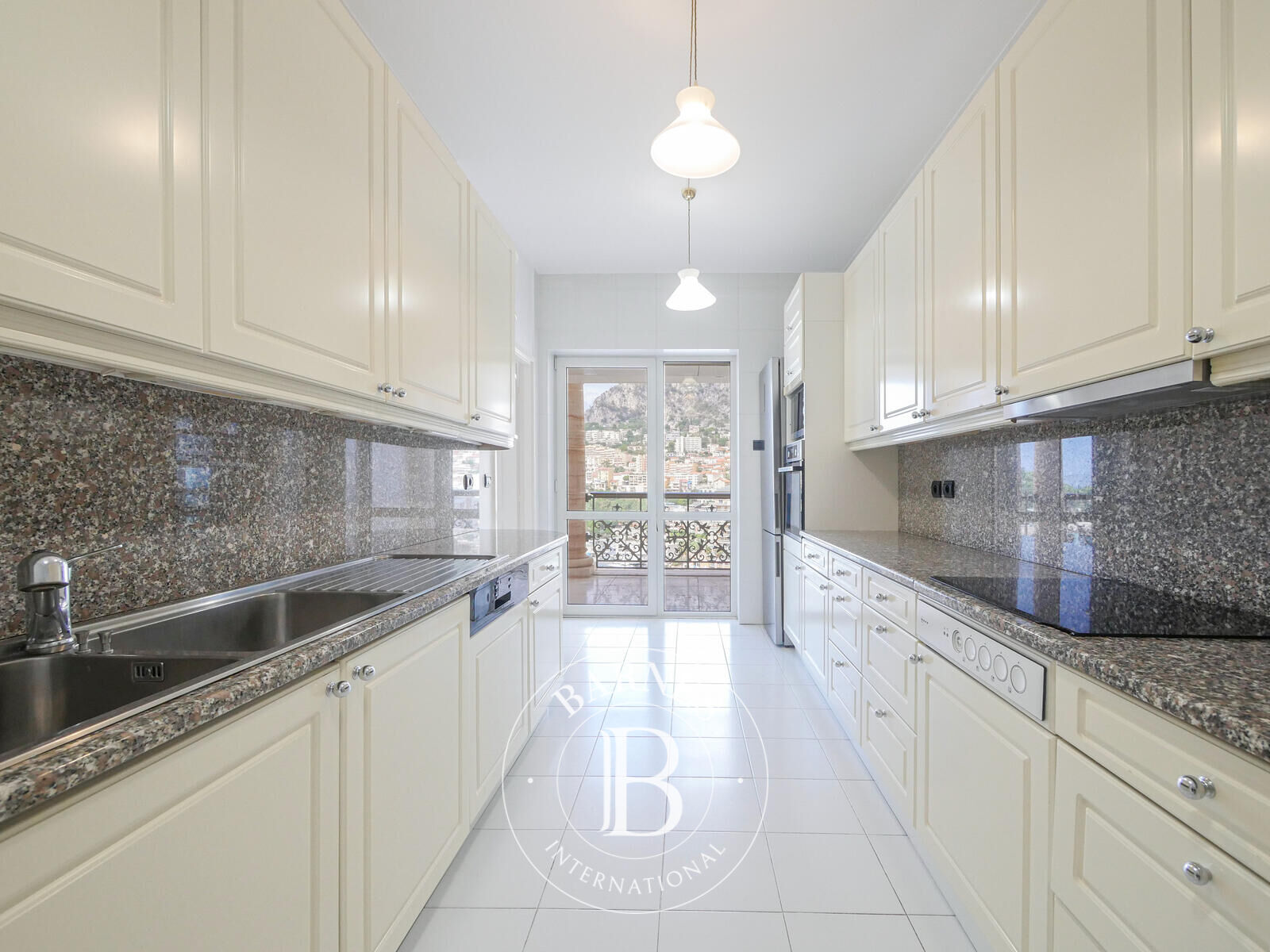 Daire Monaco - picture 11