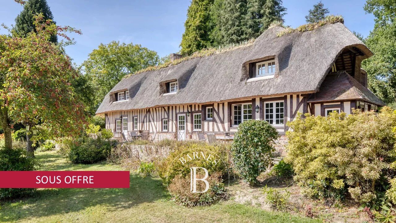 Charming Norman property with pool - ST PIERRE DE CORMEILLES - picture 1