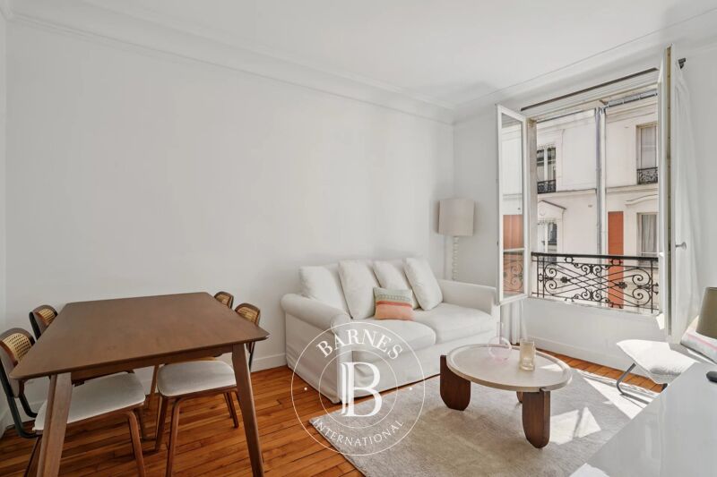 Paris 16 - Muette - 2 pièces - Étage élevé