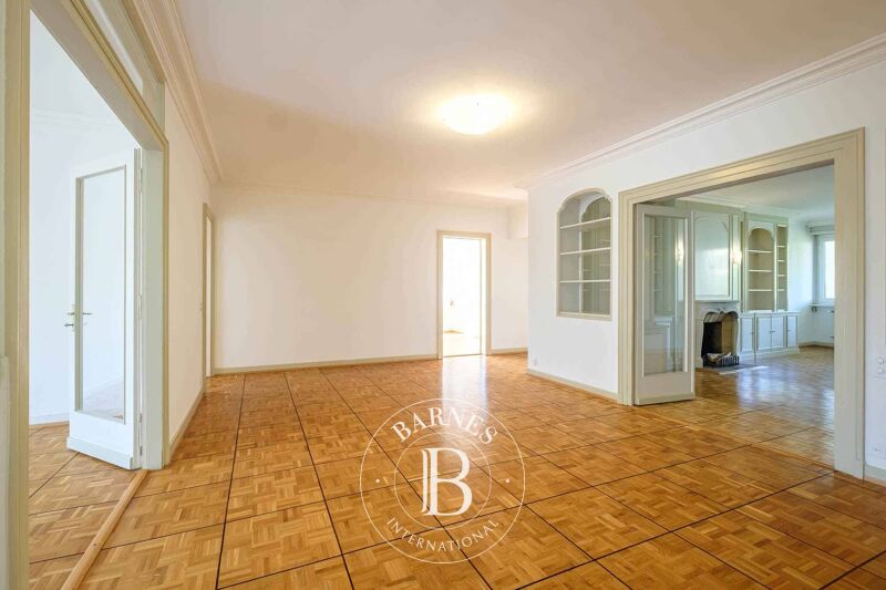 For Sale, Apartment Malagnou - picture 2