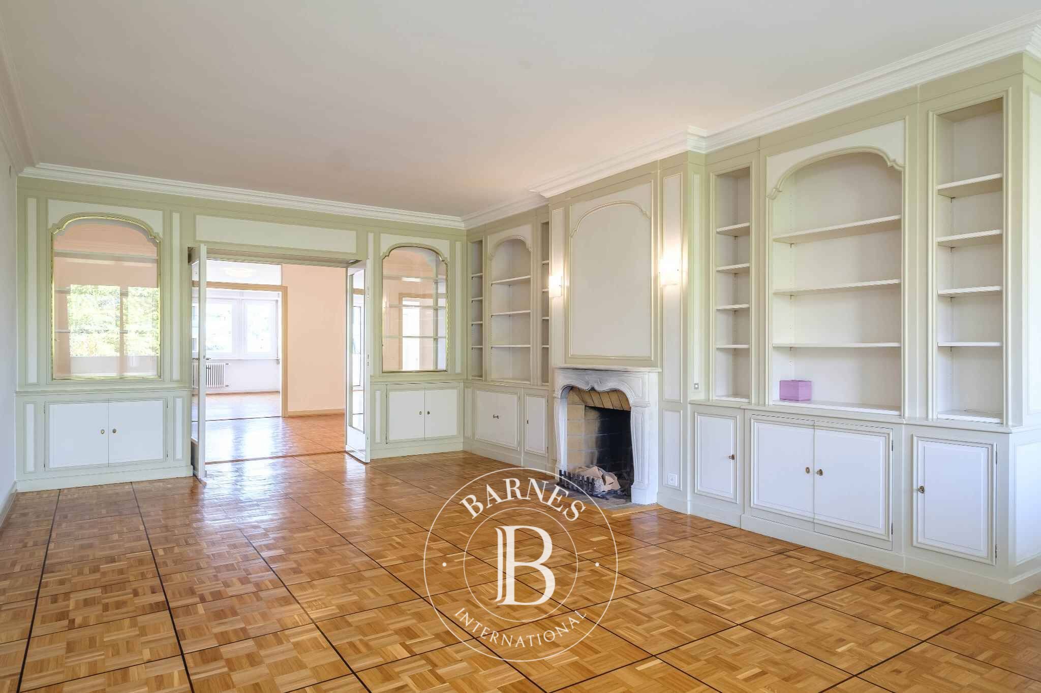 Apartment Malagnou - picture 1