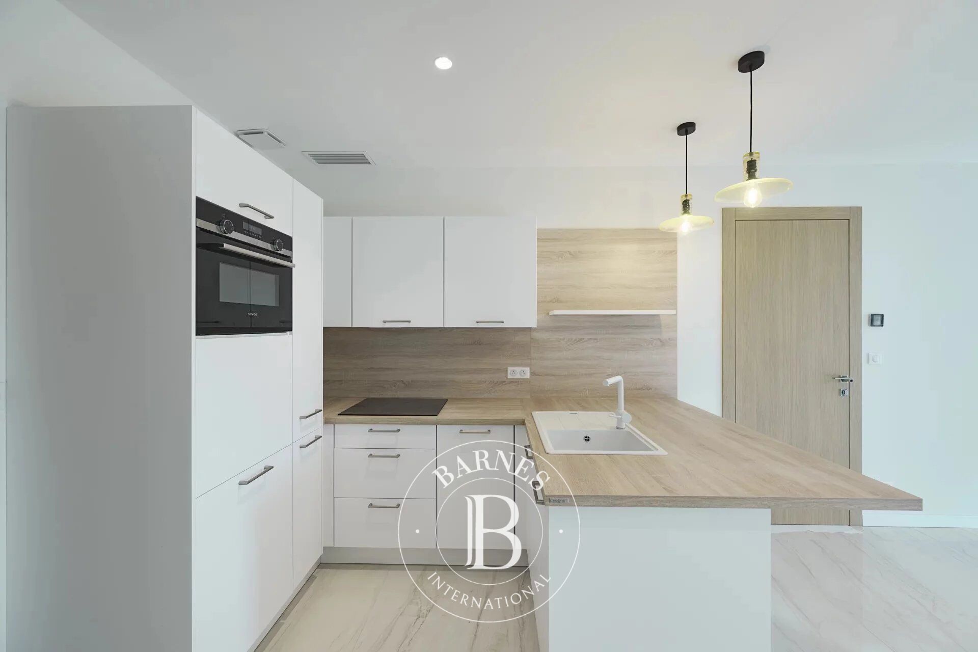 Ev Mougins - picture 14