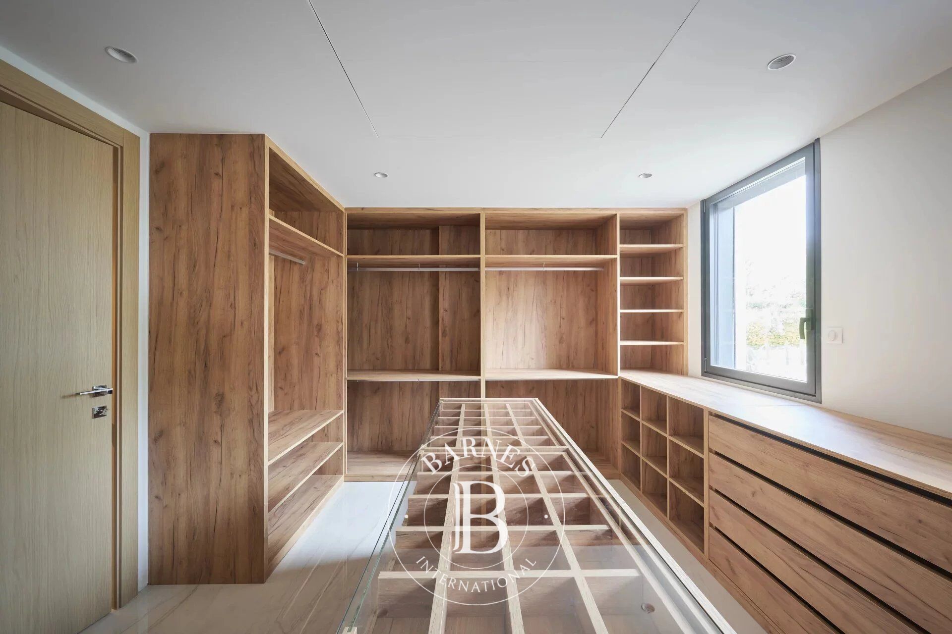 Ev Mougins - picture 17