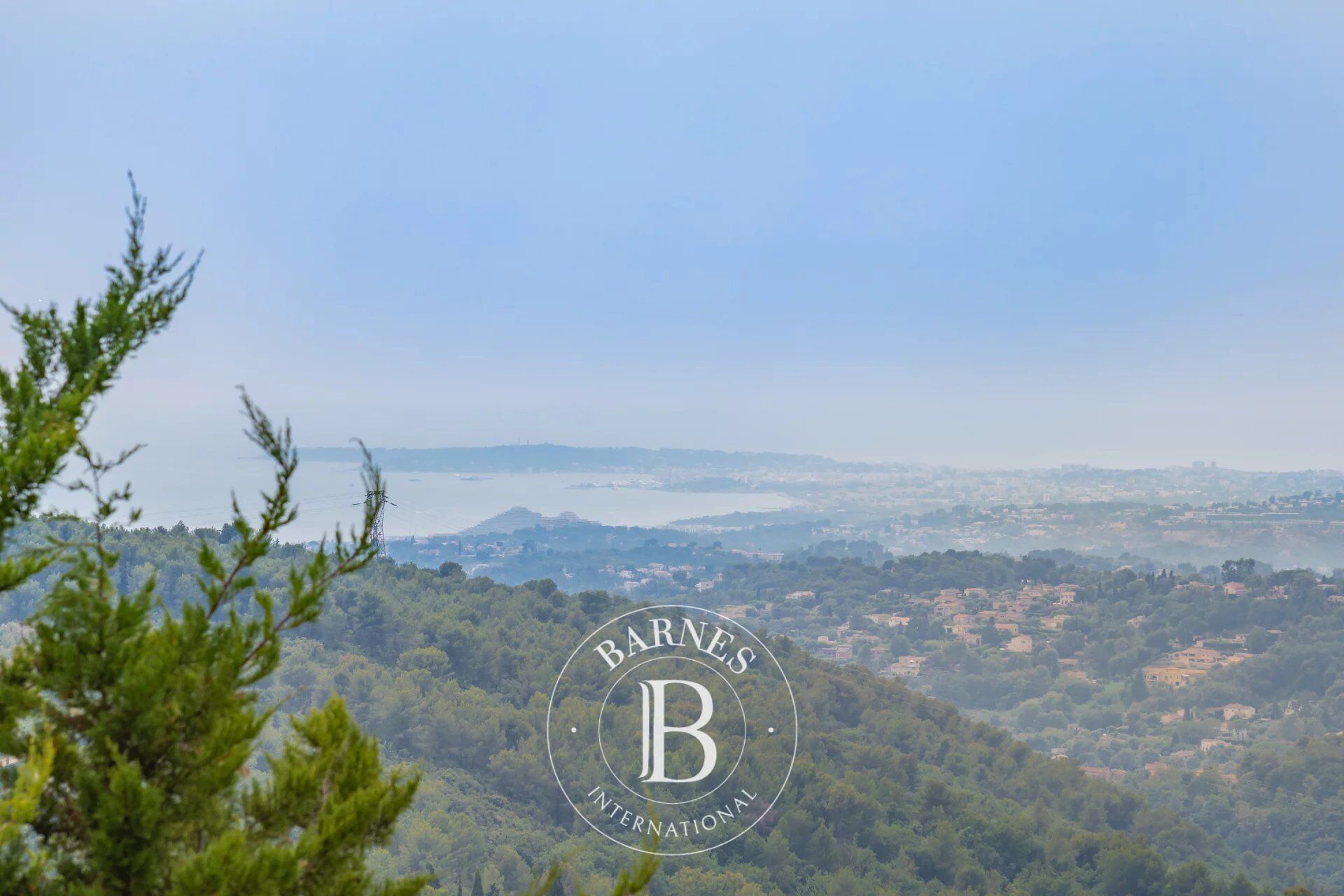 Köy evi Saint-Jeannet