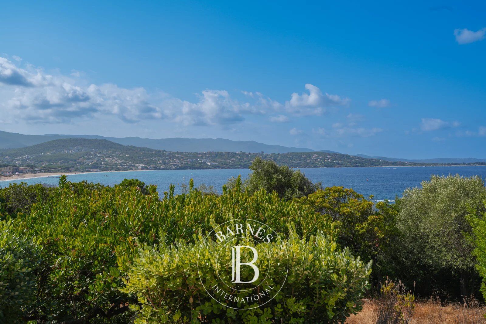 Rive Sud Ajaccio, Porticcio, Villa type Bastide, 6 chambres, vue mer panoramique, plage à pied - picture 3