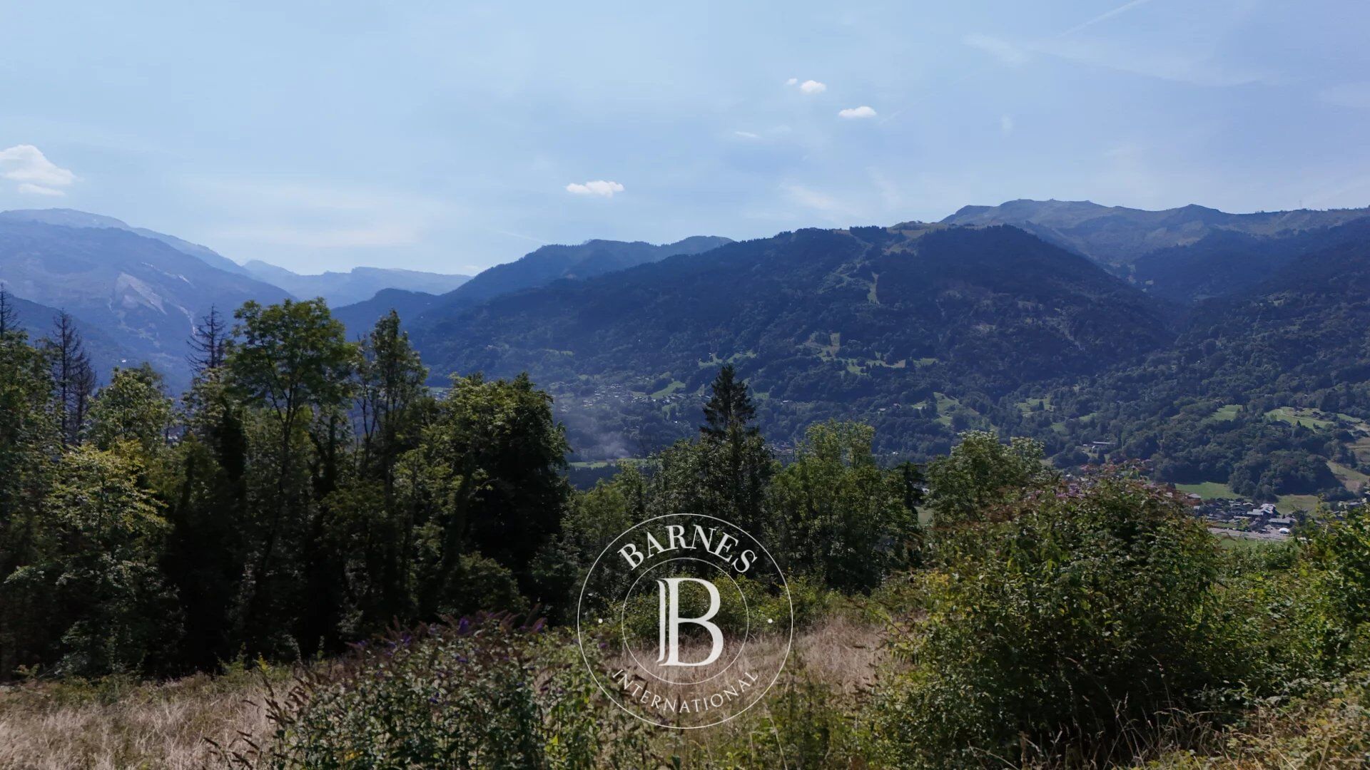 BARNES SAINT-GERVAIS - VERCHAIX - TERRAIN CONSTRUCTIBLE 960 m² – EMPLACEMENT RARE - picture 3