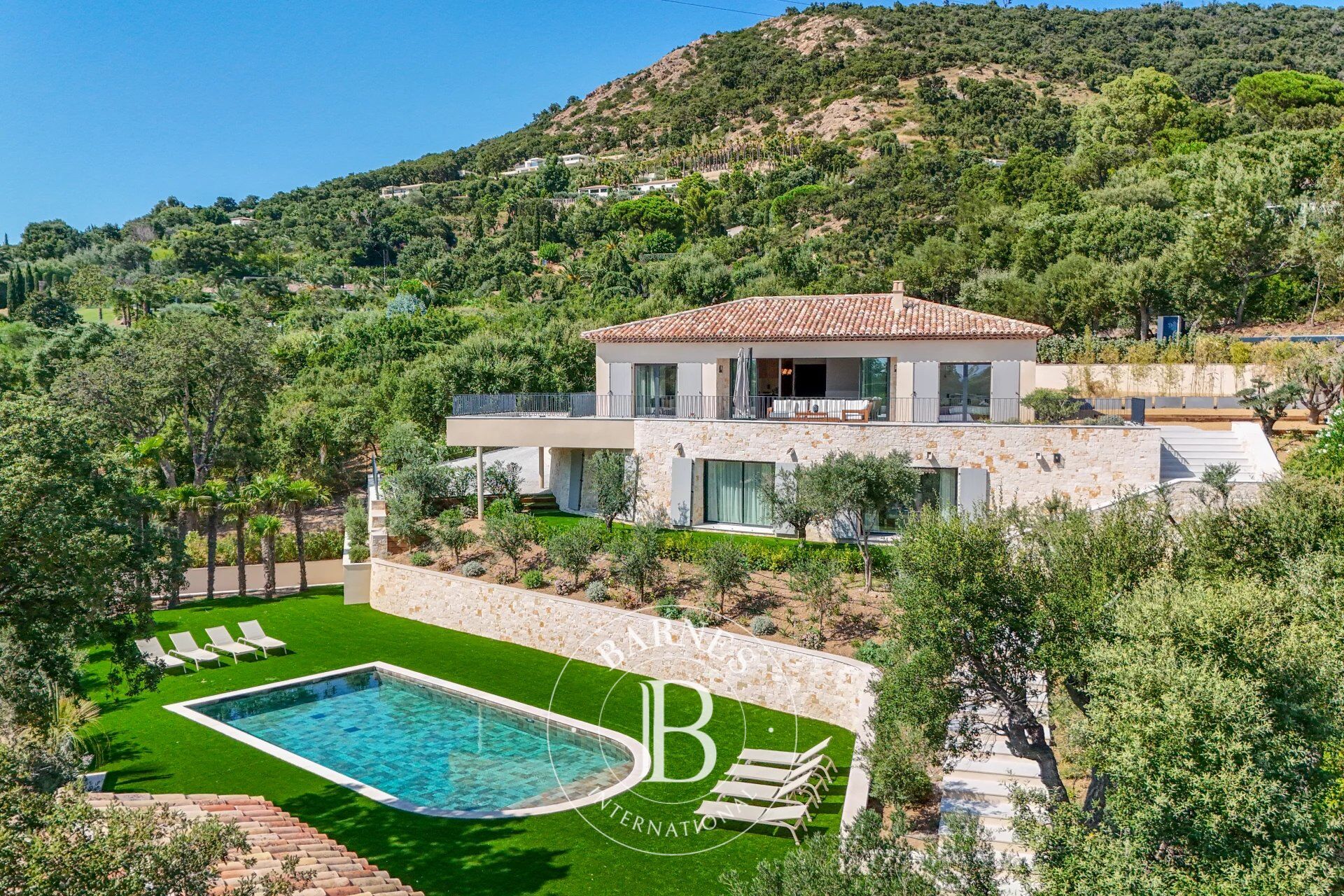 GRIMAUD - VILLA FACE SAINT-TROPEZ - VUE MER PANORAMIQUE - picture 1