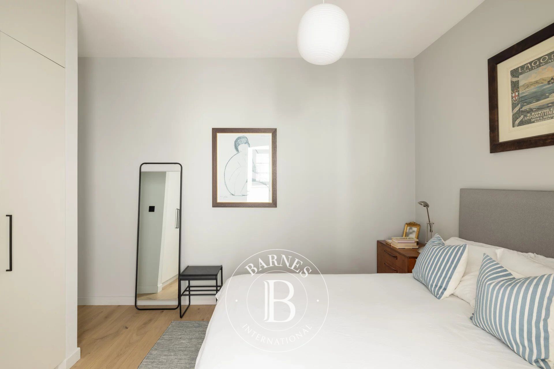 Daire London - picture 13