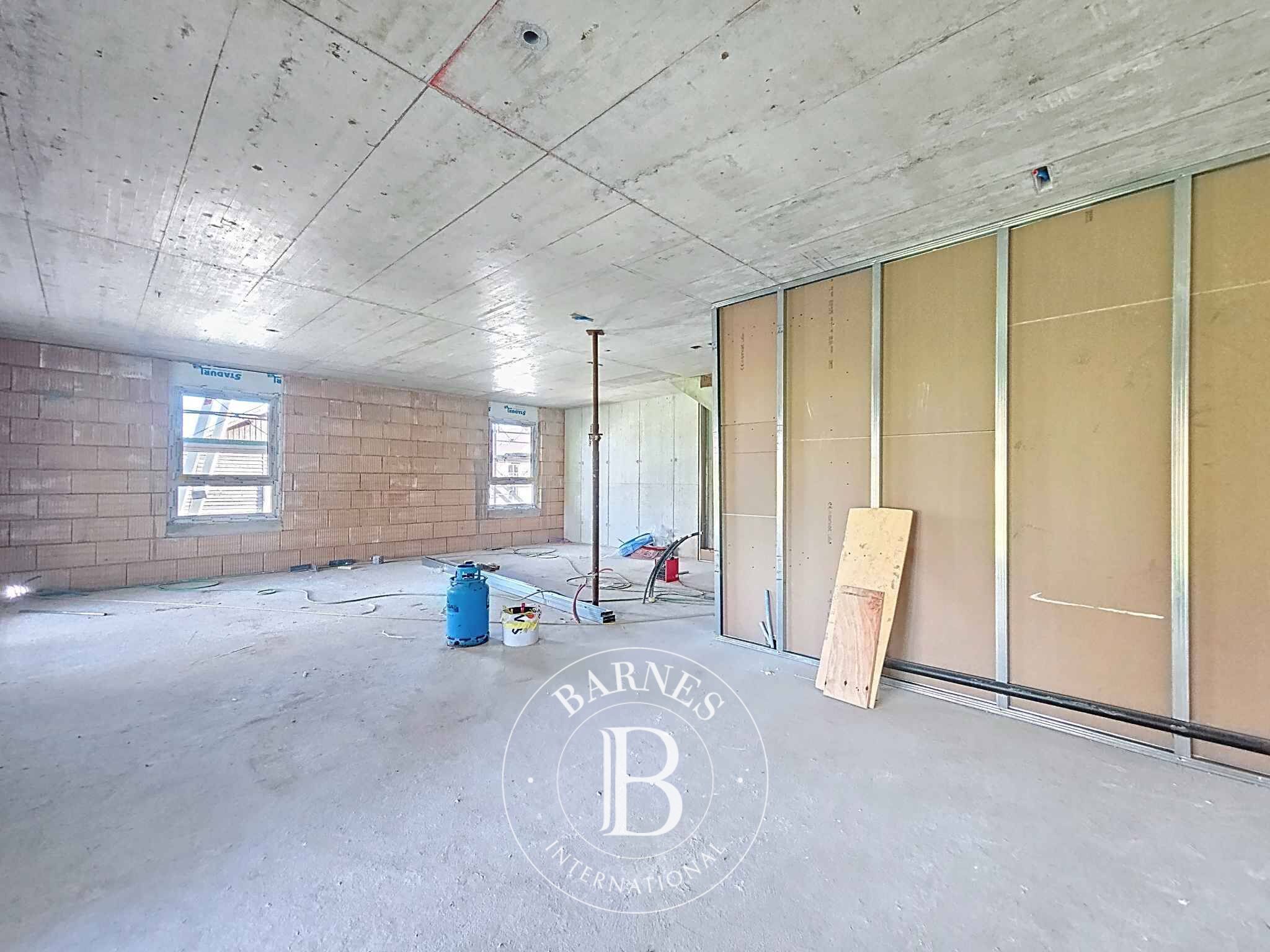 Apartment Mathod - picture 3