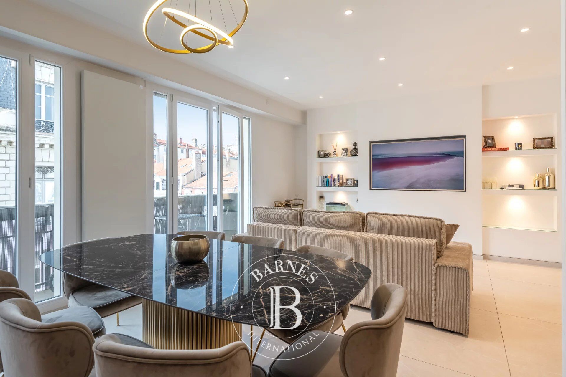 Lyon 6 - Appartement de 83,93 m² - 3 chambres - 1 balcon - 1 place de parking - picture 3