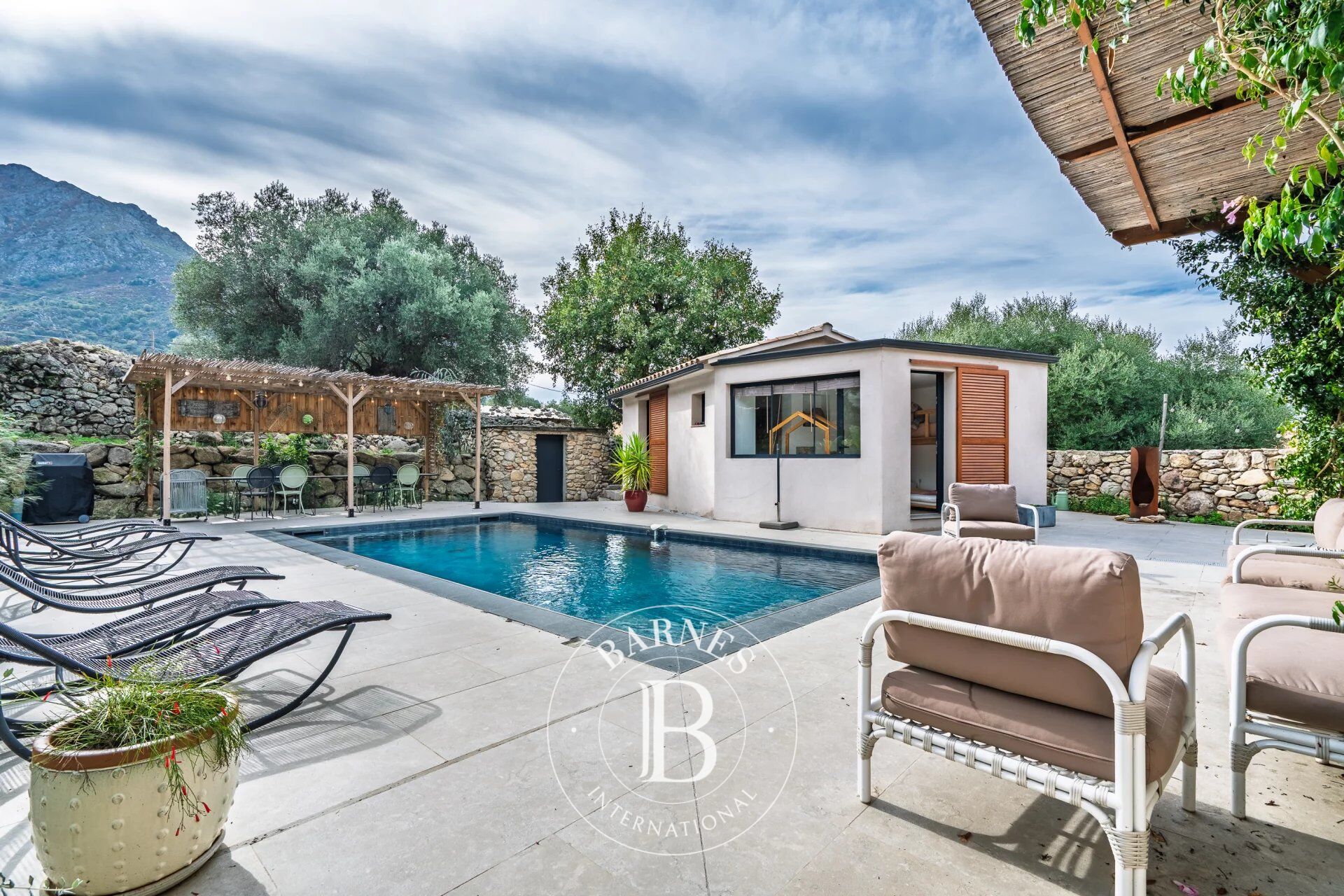 Région de Calvi, Zilia, villa 5 chambres, piscine chauffée, vue montagnes - picture 2