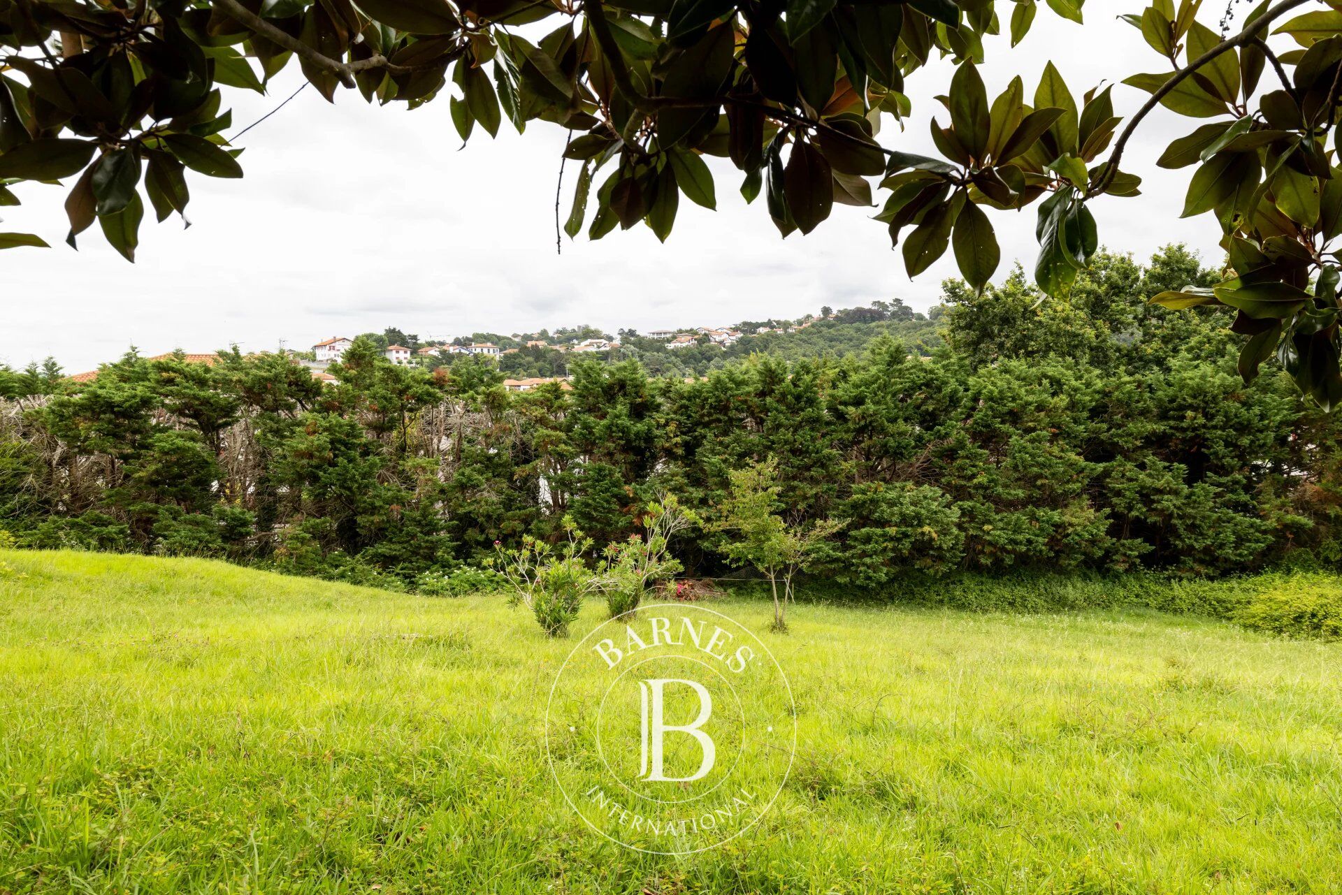 Bauland Urrugne - picture 1