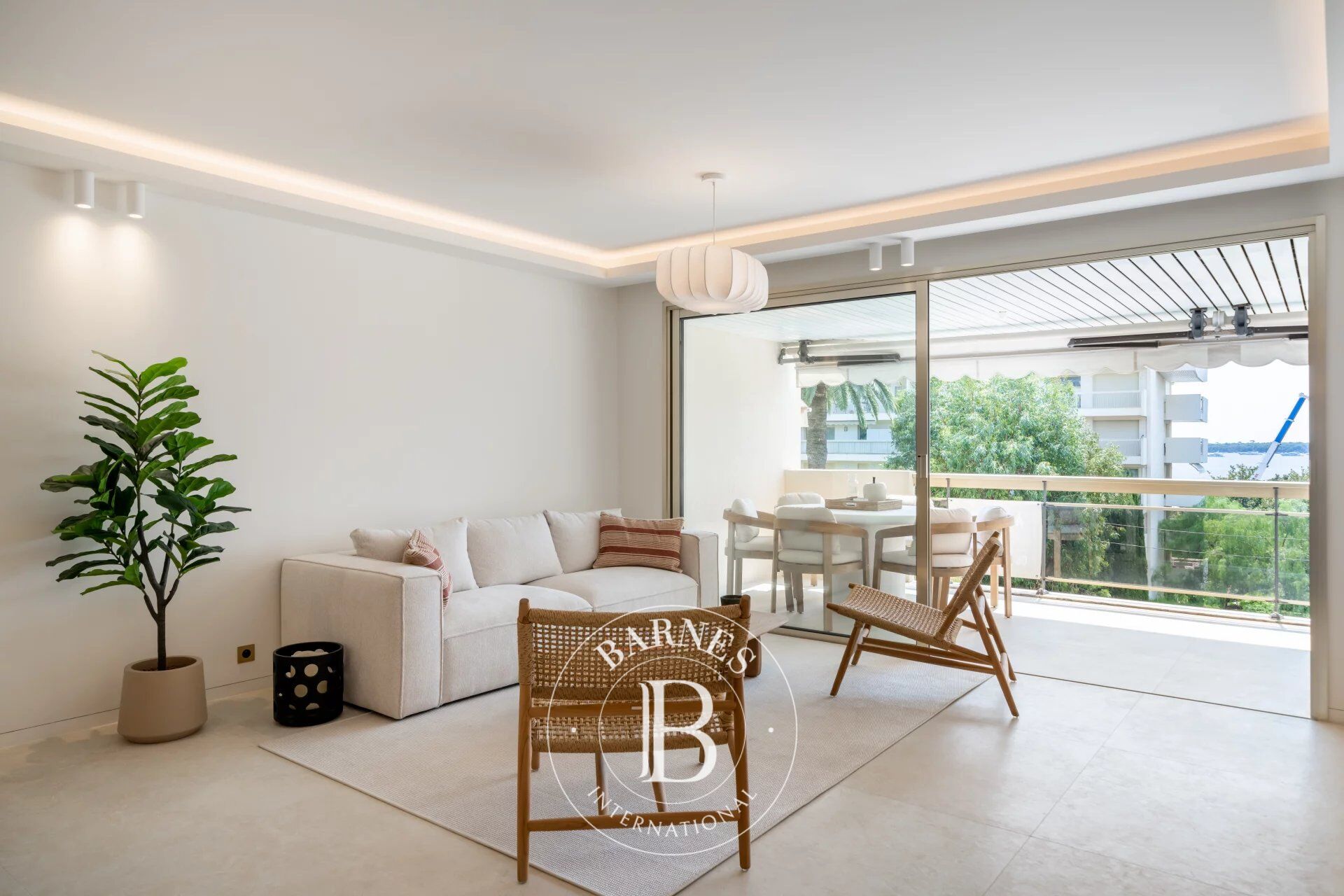 Daire Cannes - picture 12