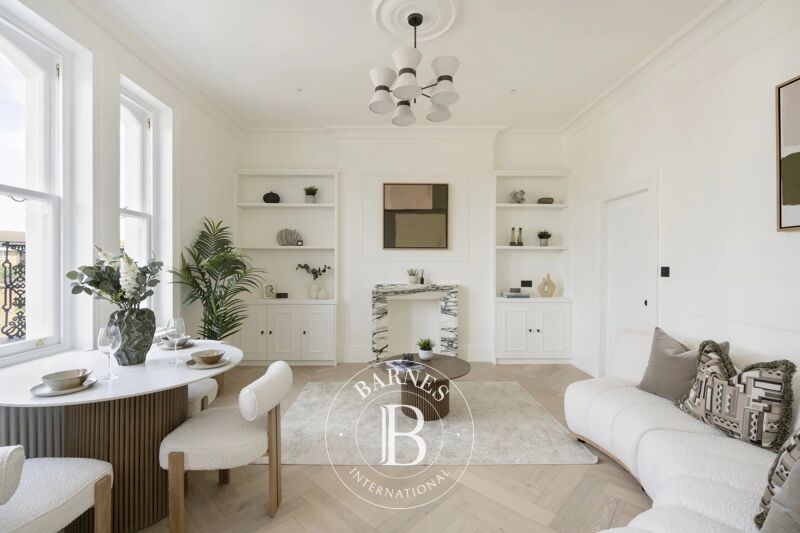 Blenheim Crescent, Notting Hill W11