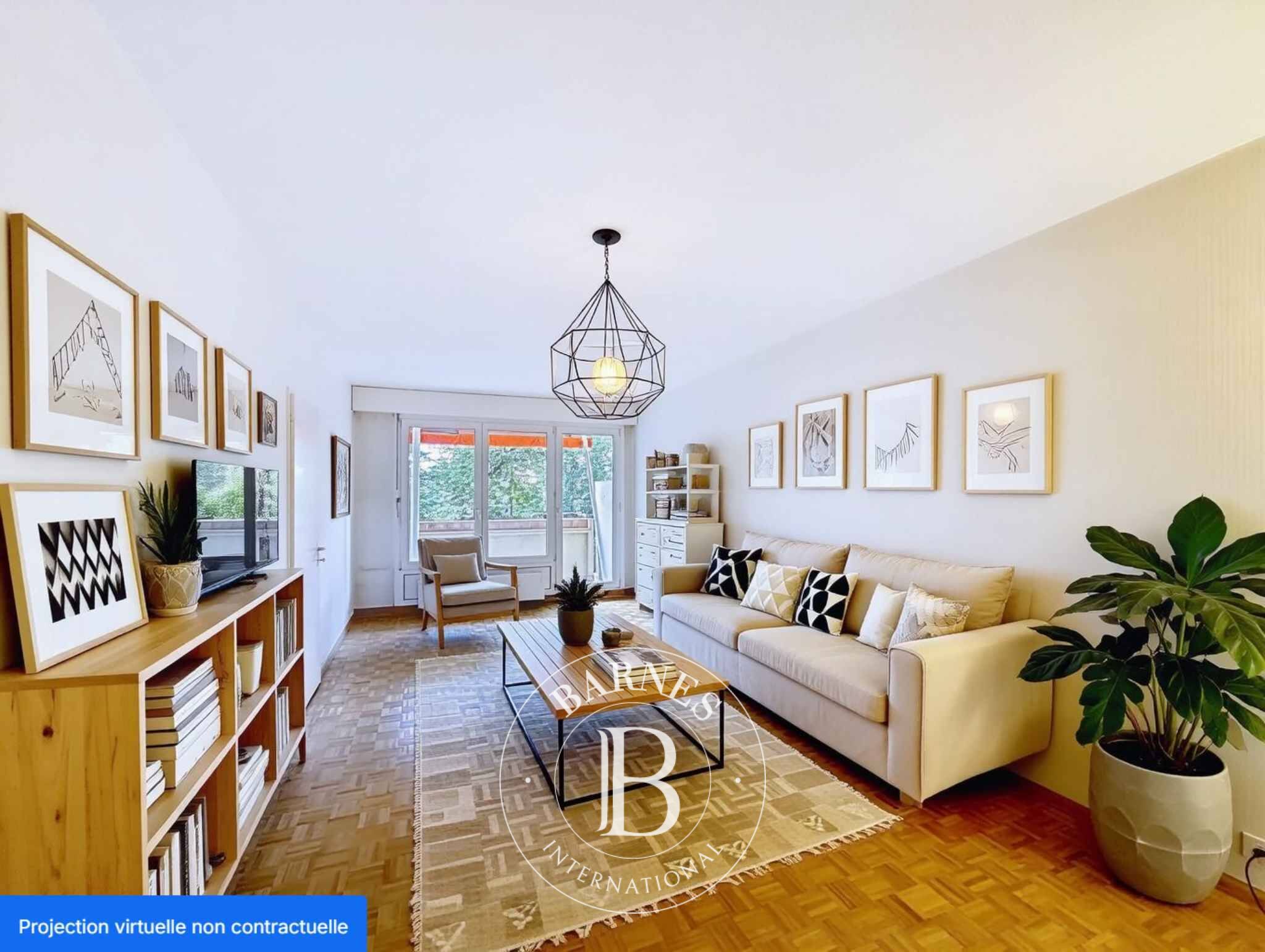 En exclusivité : appartement 6 pièces traversant avec balcon, à rénover - picture 2