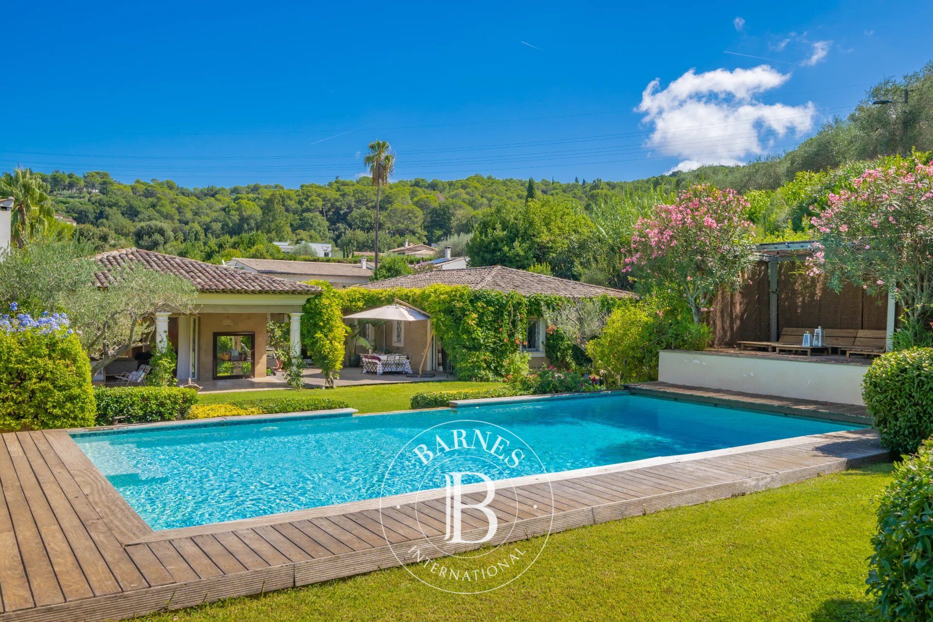 Ev Mougins - picture 25