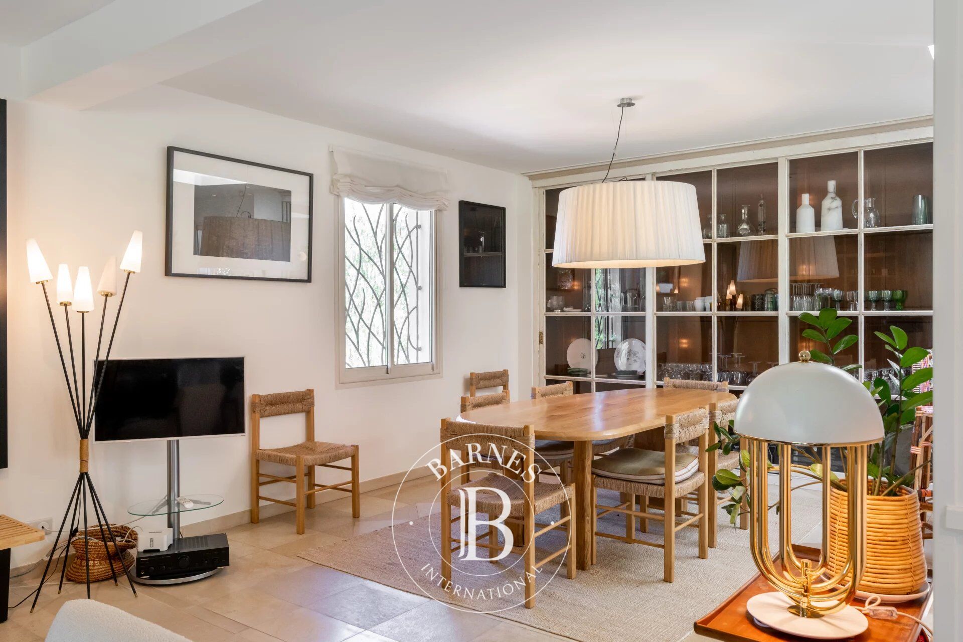 Ev Mougins - picture 6