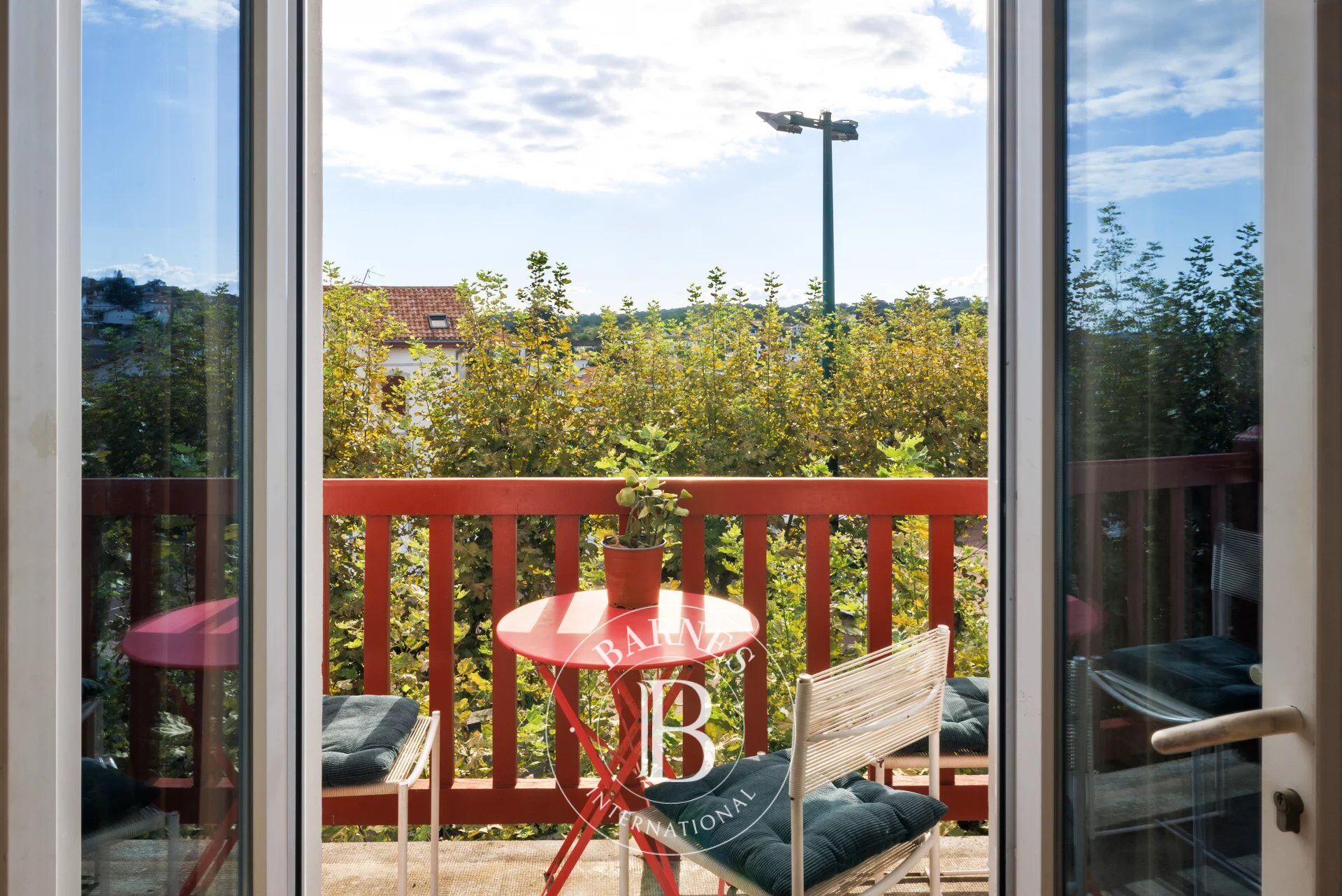 GUETHARY, APPARTEMENT DE 53 M² AVEC BALCON - picture 1