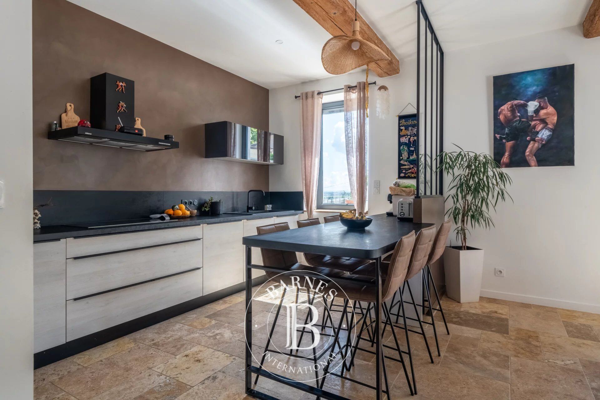 Farmhouse of approximately 180sqm - 5 bedrooms - Swimming pool - Petanque court - Garage - 735sqm plot of land - picture 2