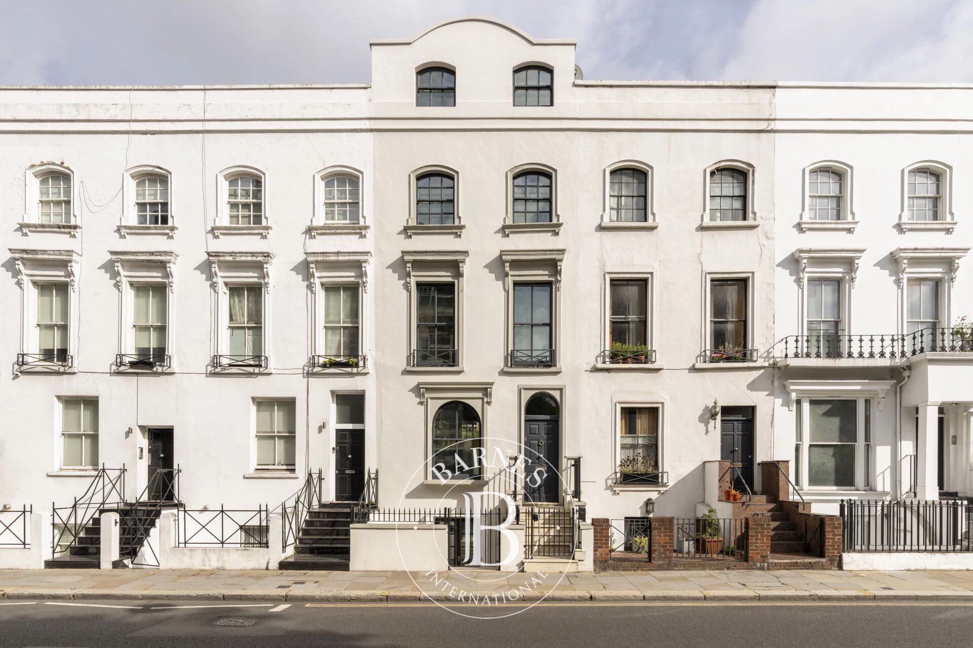 Ev London - picture 4