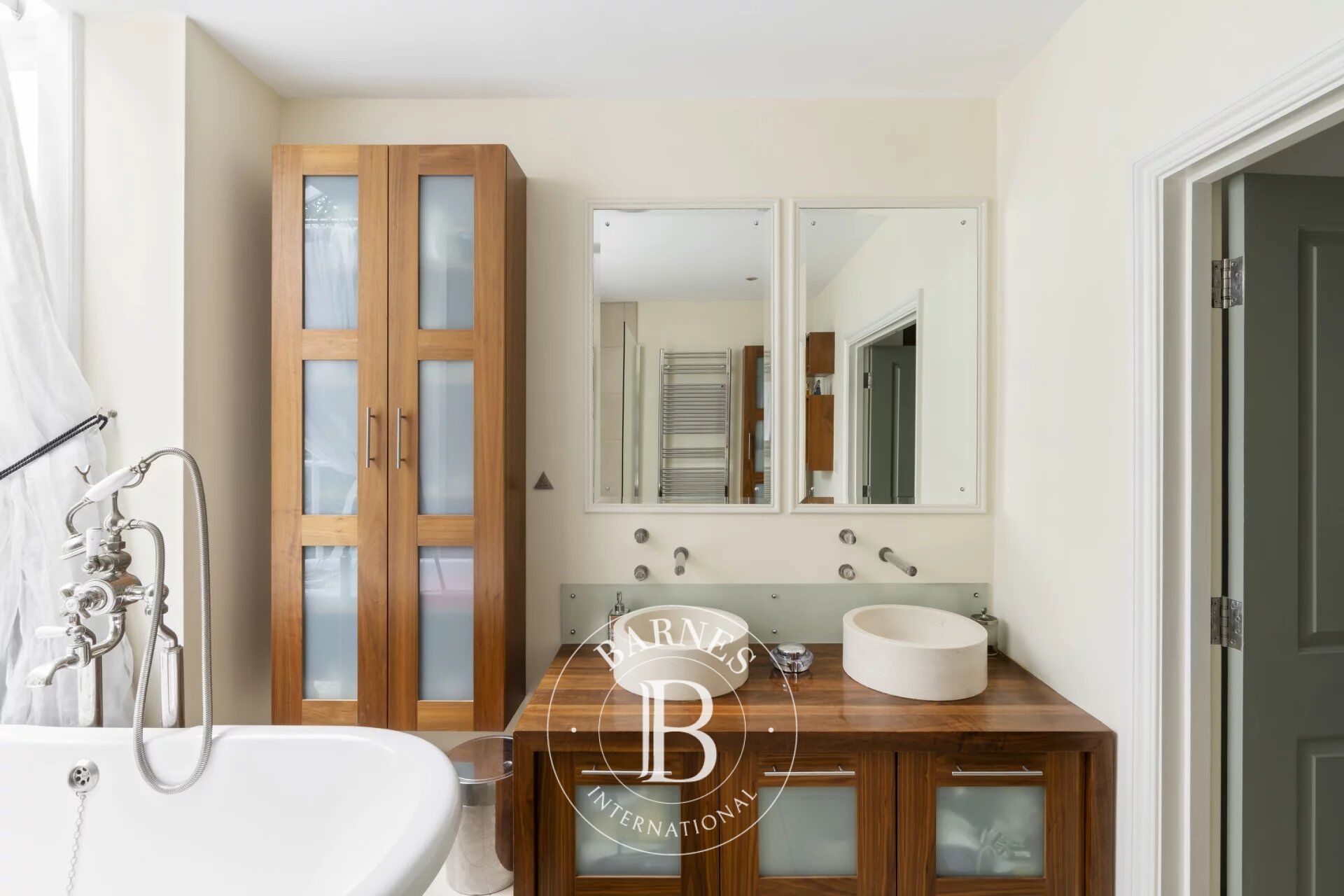 Ev London - picture 14