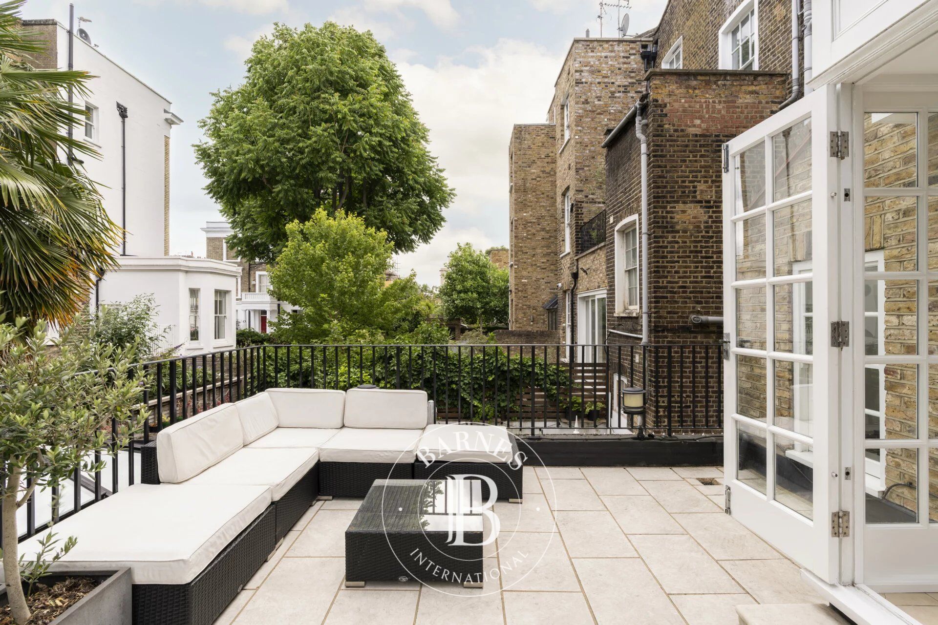 Ev London - picture 6