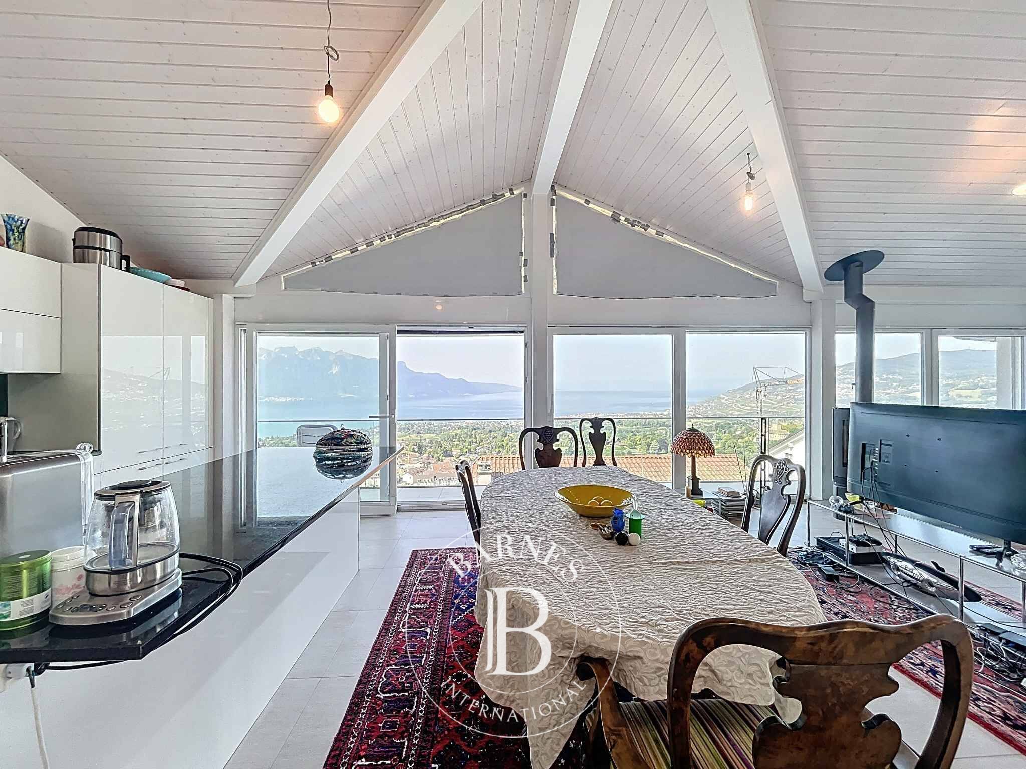 Villa familiale offrant une vue panoramique sur le lac et les Alpes - picture 3