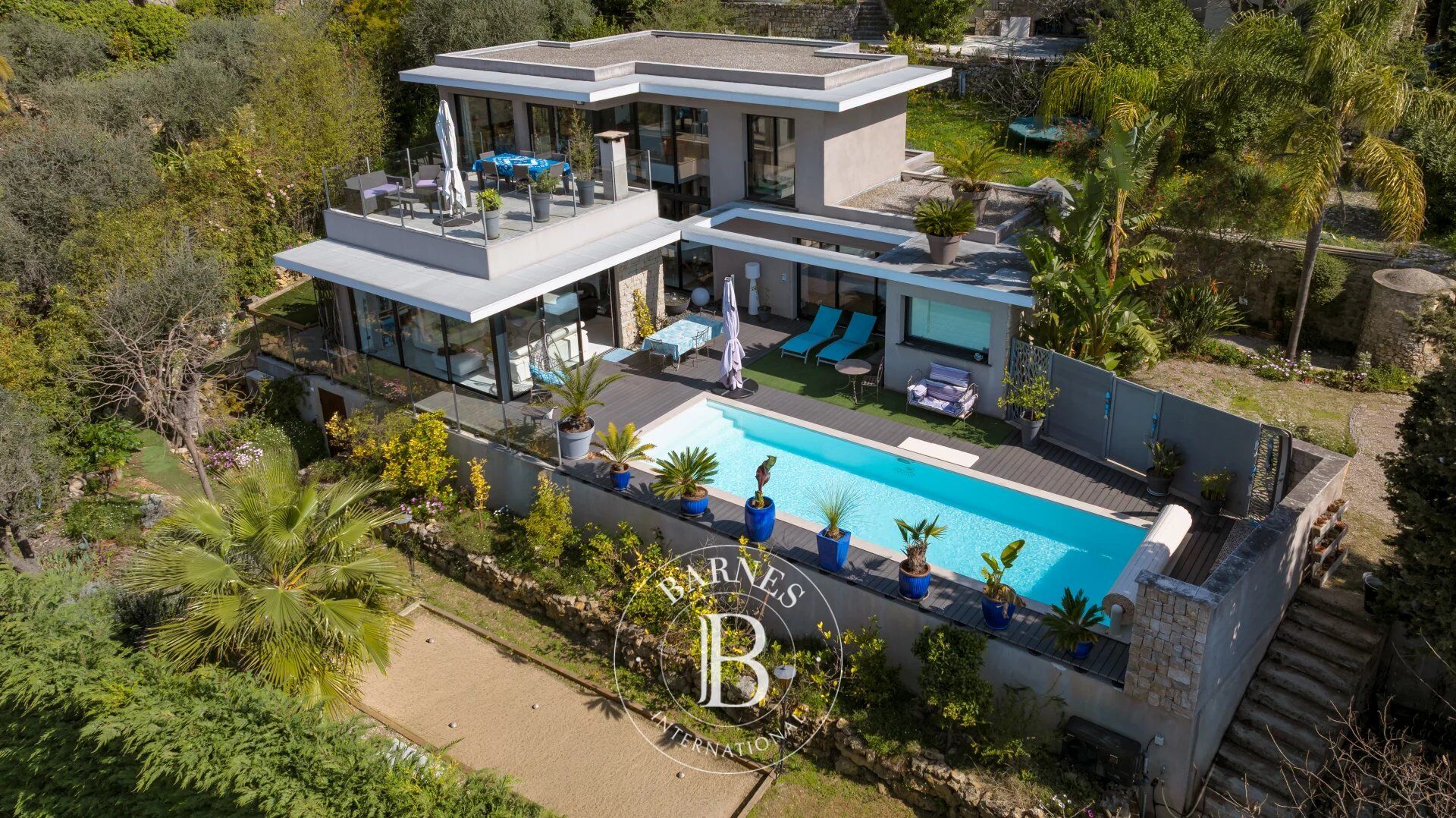 MOUGINS – VUE MER & ESTÉREL – VILLA CONTEMPORAINE RÉCENTE - picture 1