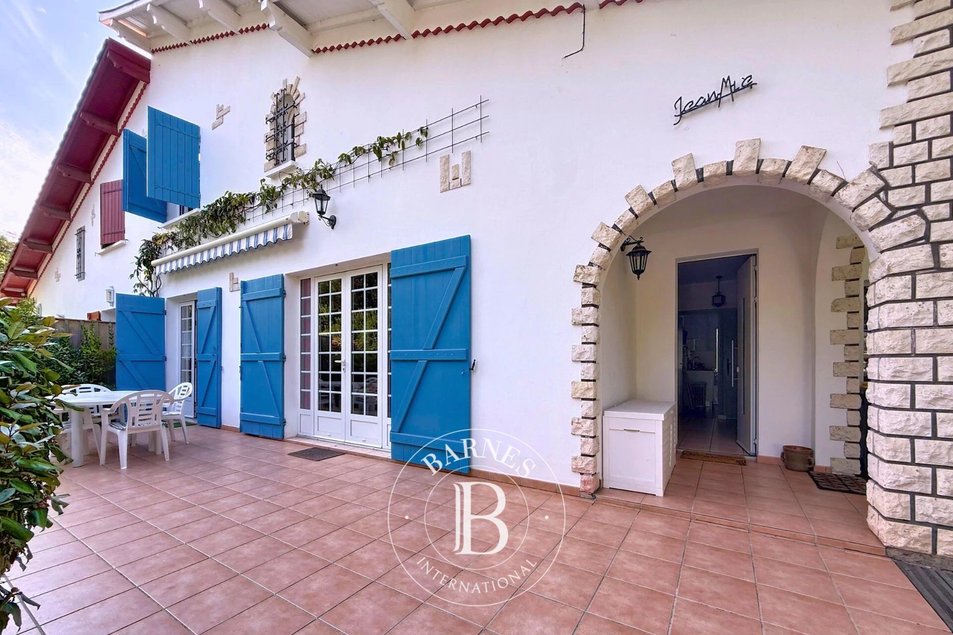 House Arcachon - picture 1