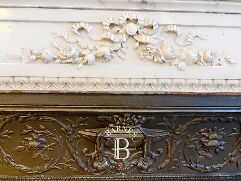 For Rent Apartment | Paris 6ème - picture 2