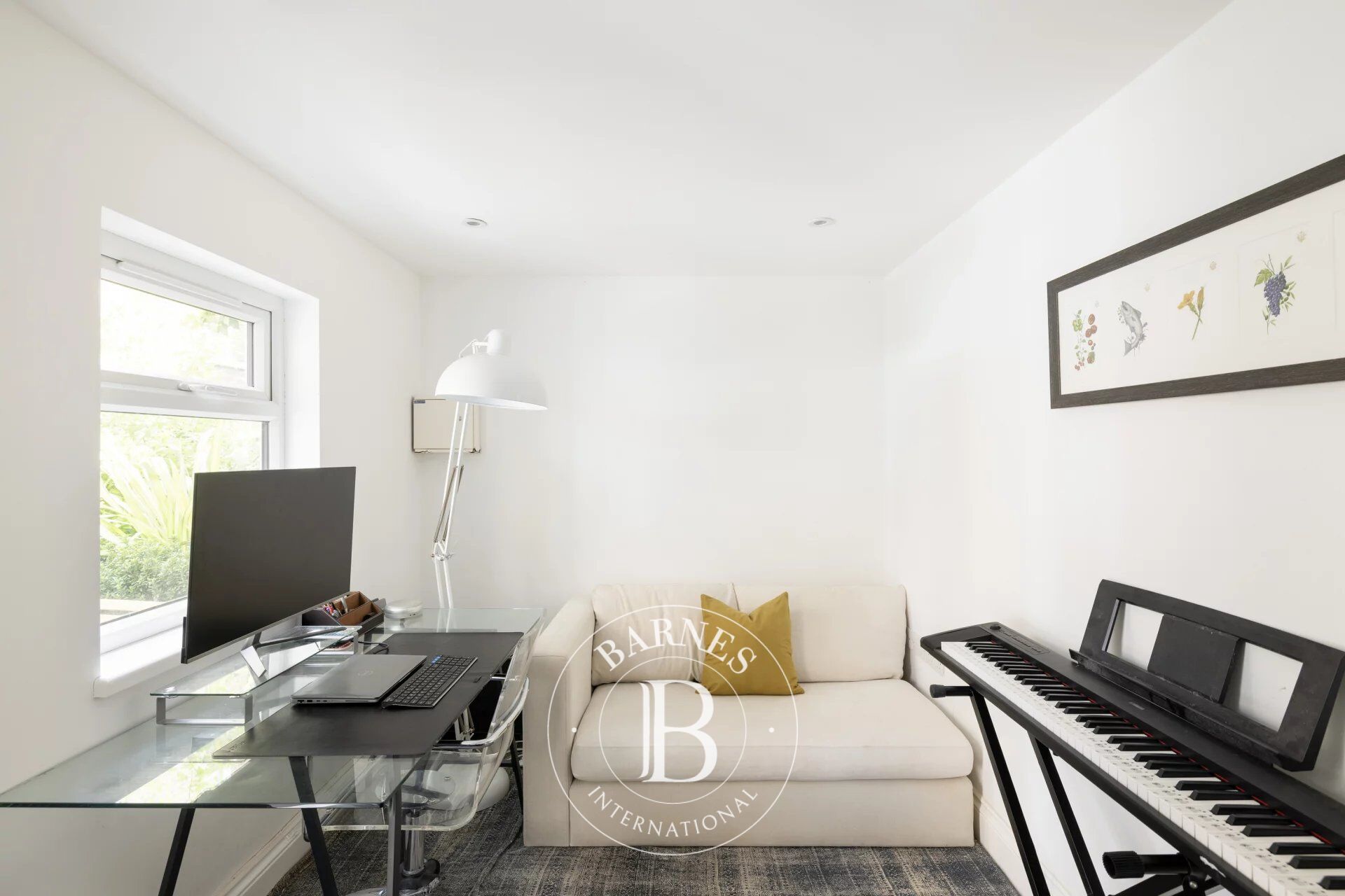 Daire London - picture 17