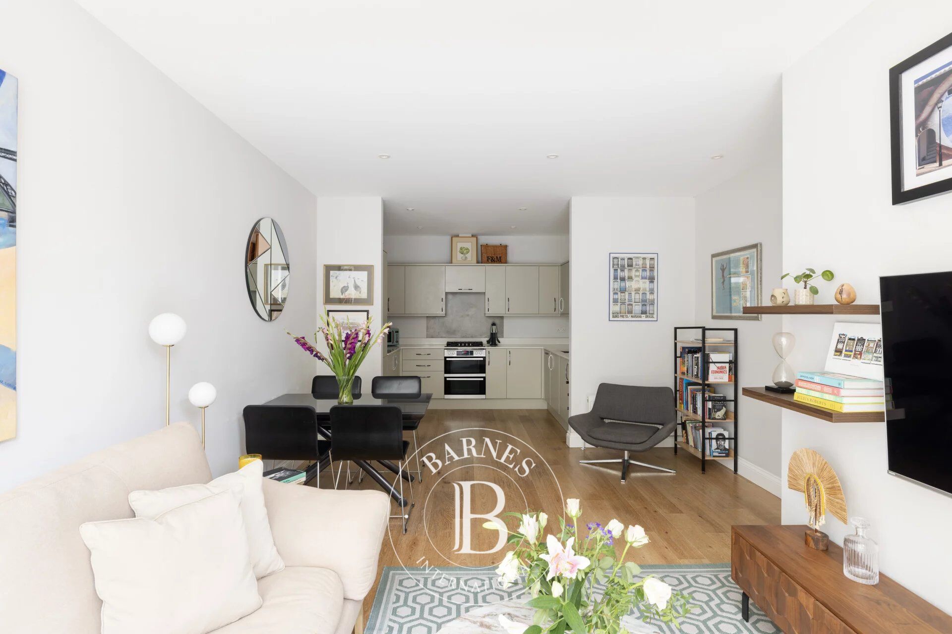 Daire London - picture 8