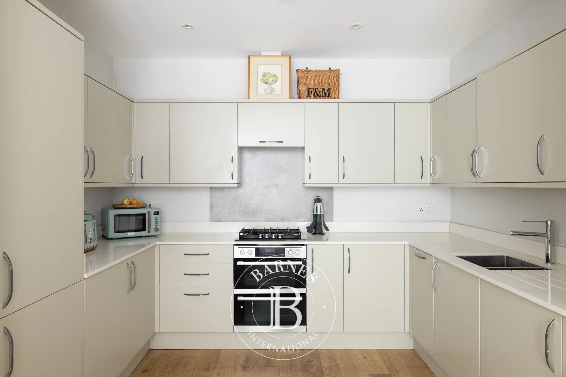 Daire London - picture 9