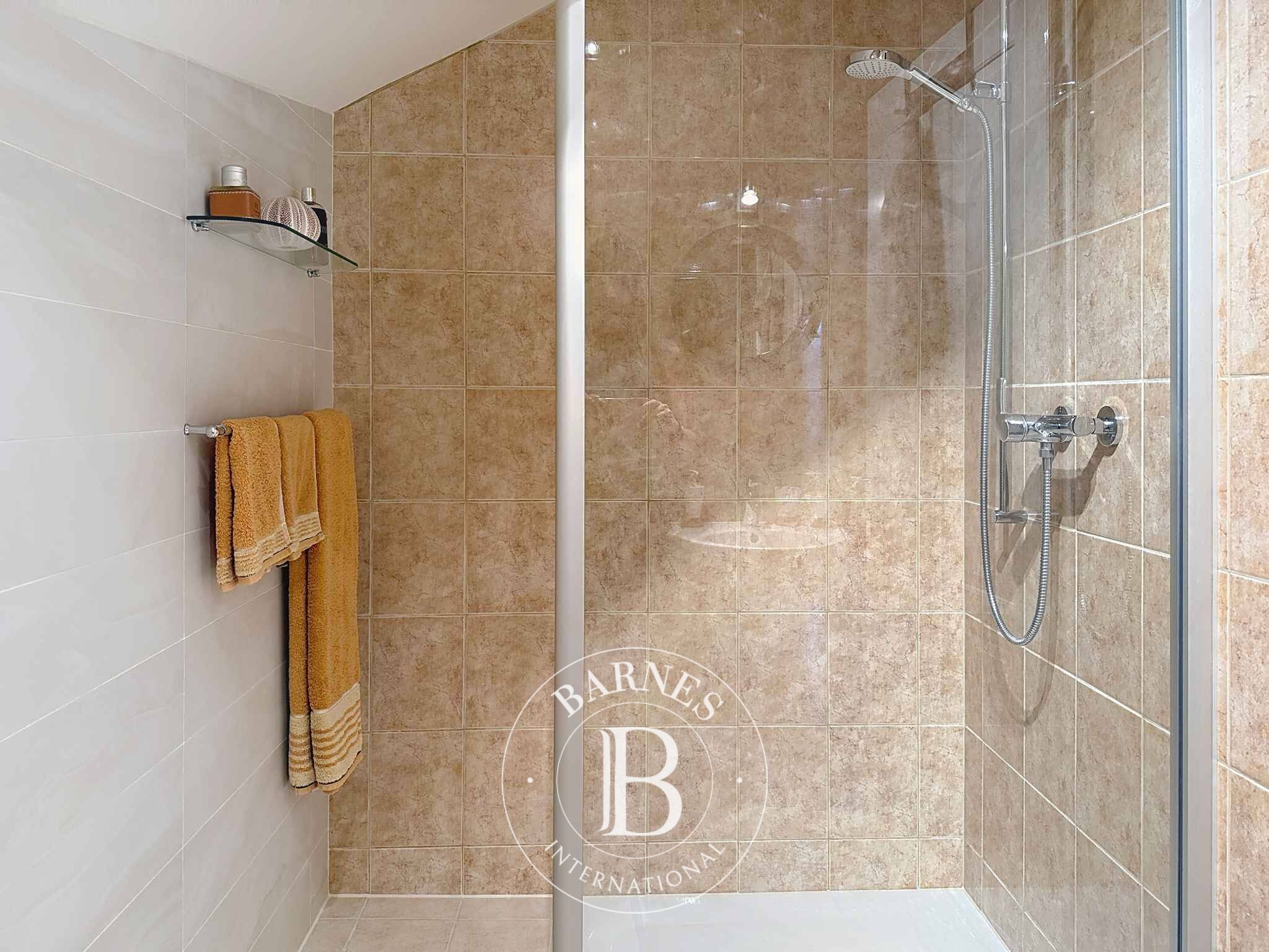 Daire Crassier - picture 14