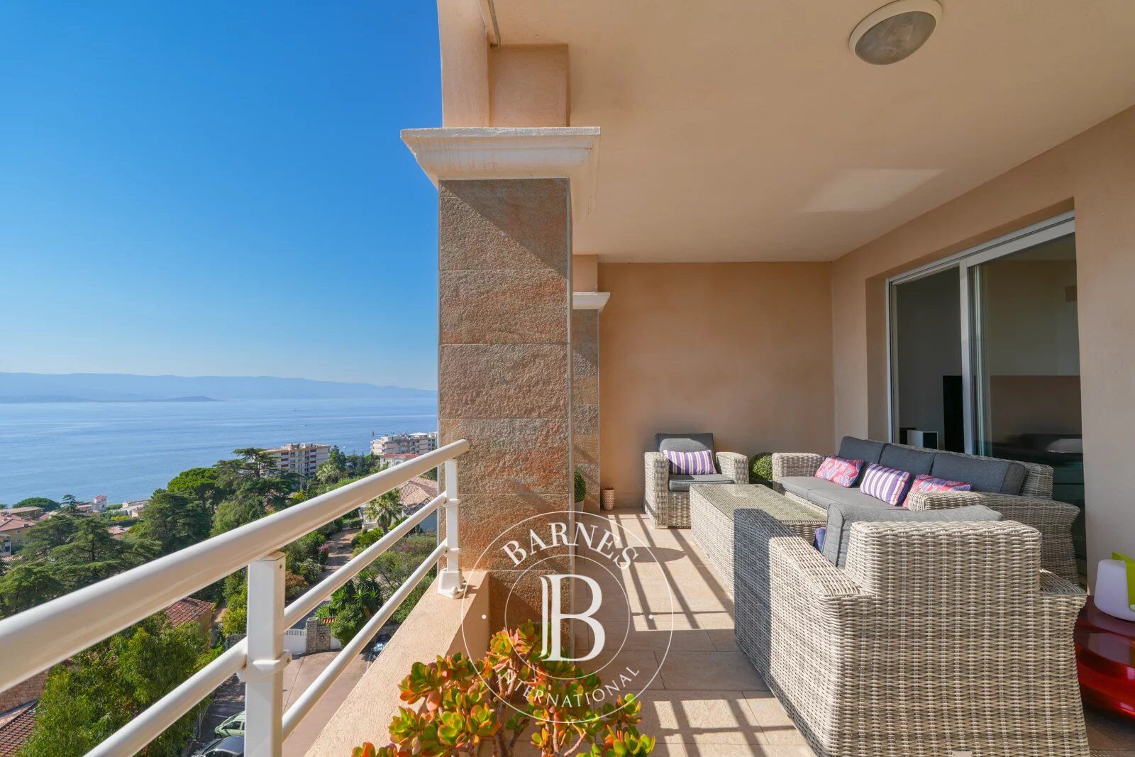 Ajaccio, Appartement en duplex, 4 chambres, terrasse, vue mer panoramique, proche plage - picture 1