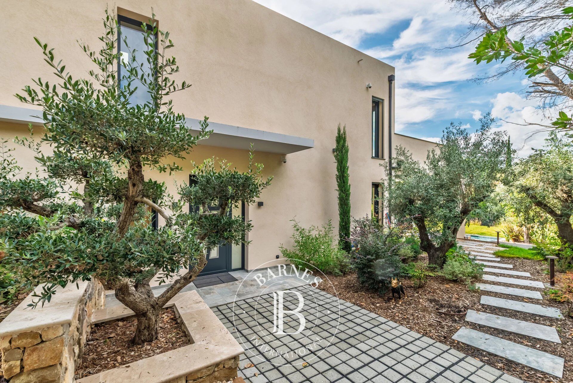 Villa Valbonne - picture 4