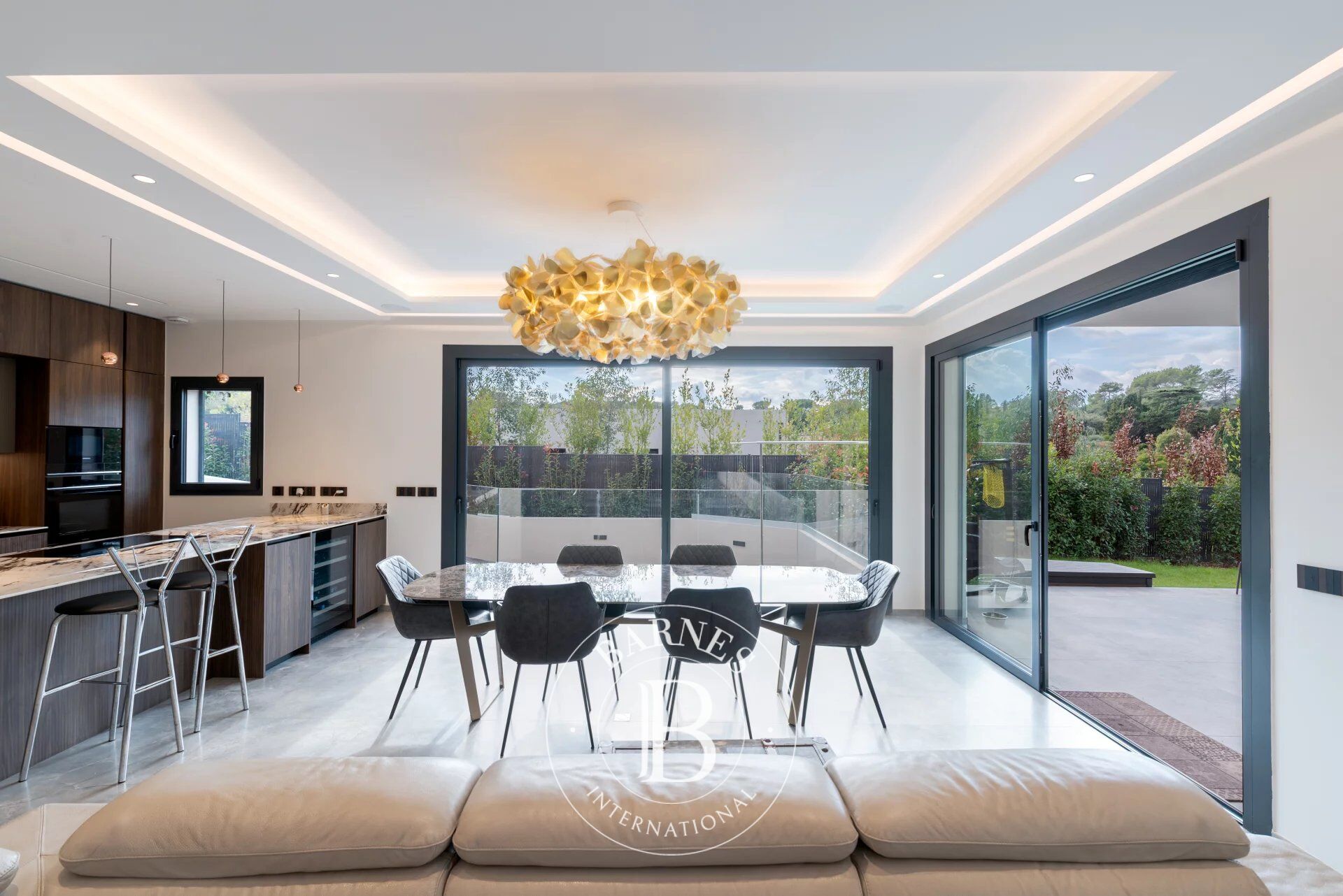 Villa Valbonne - picture 6