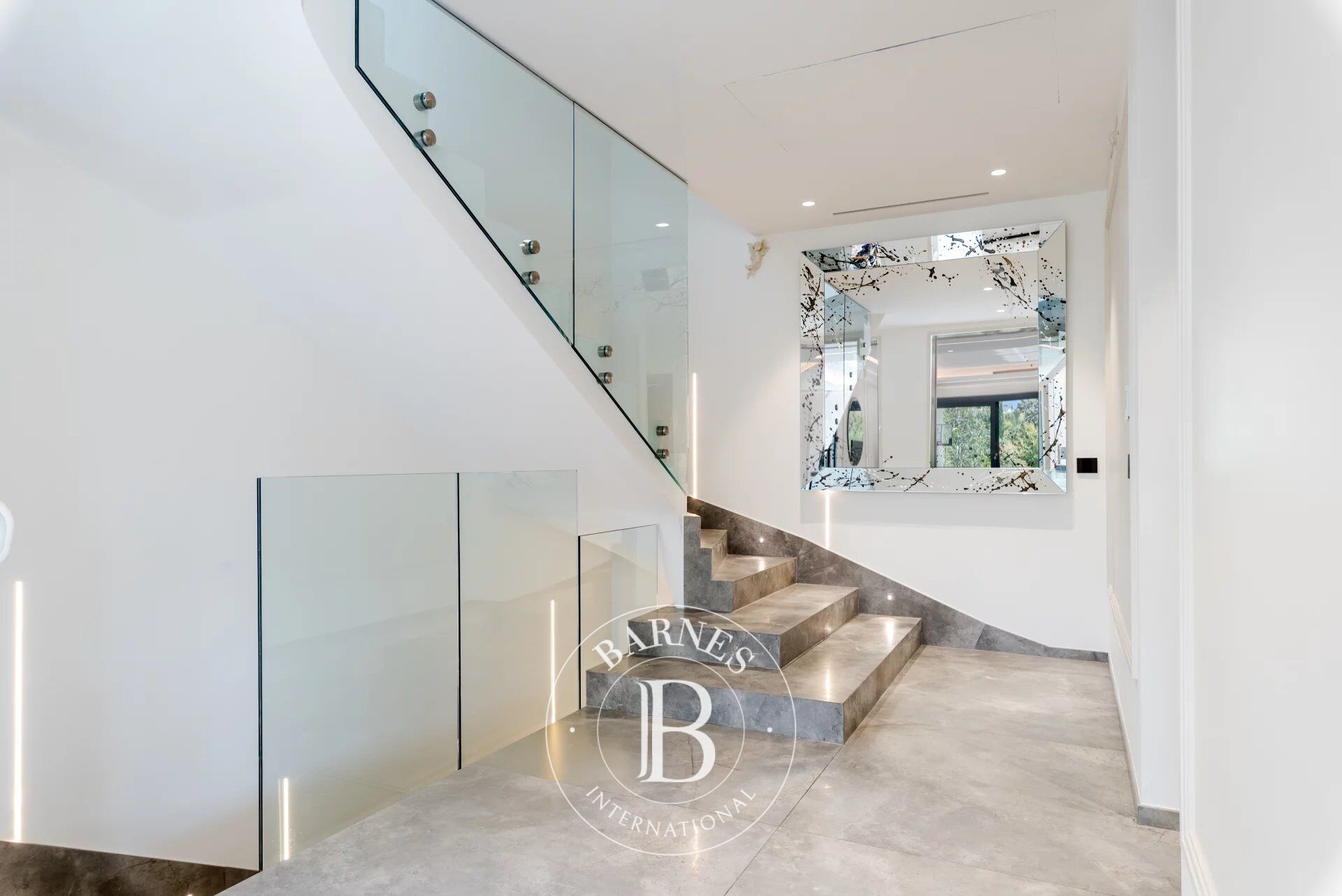 Villa Valbonne - picture 9