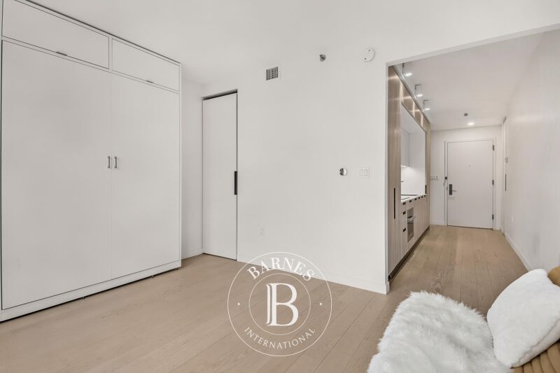 For Sale, Apartment New York - picture 3