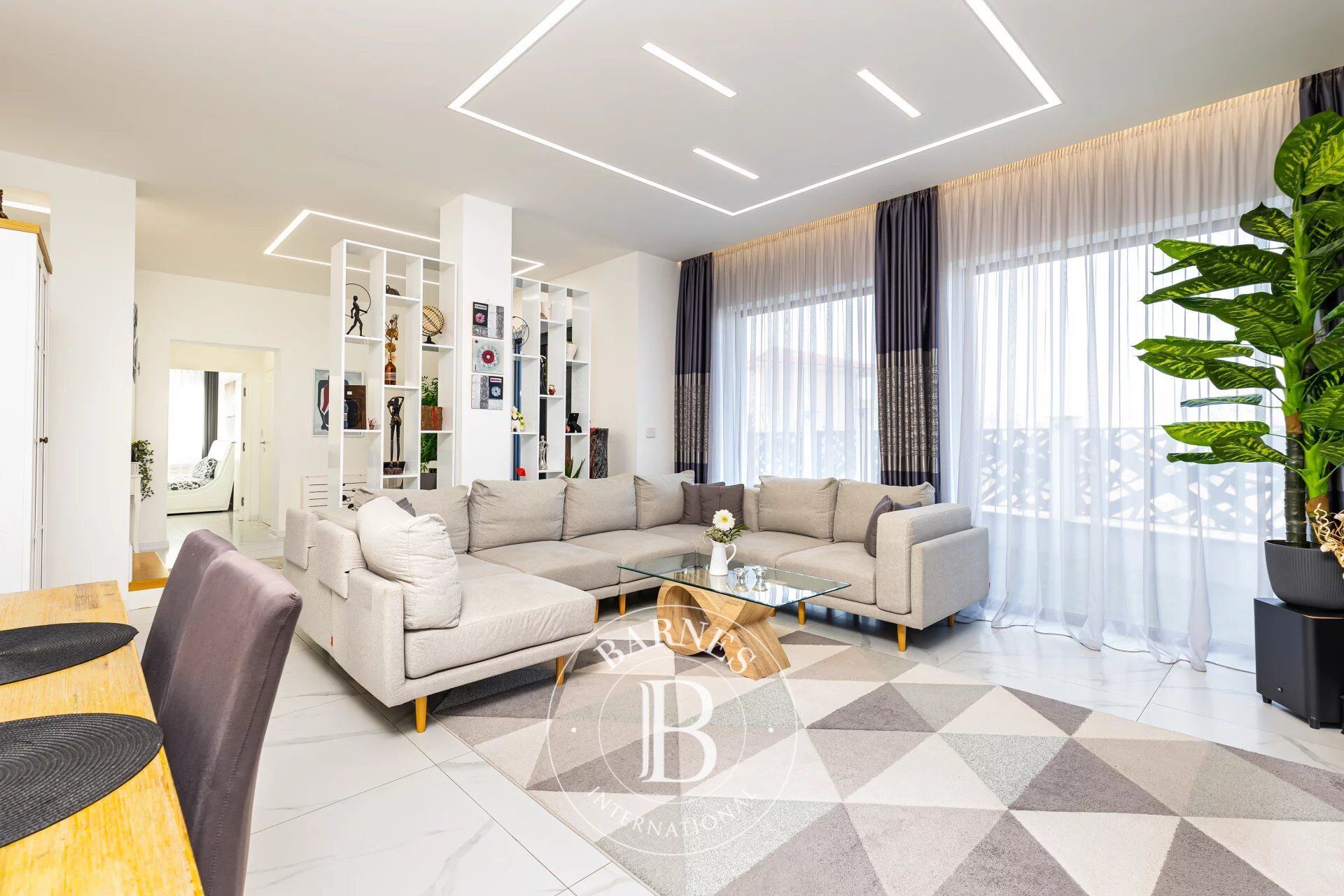 Ev Garmen - picture 12