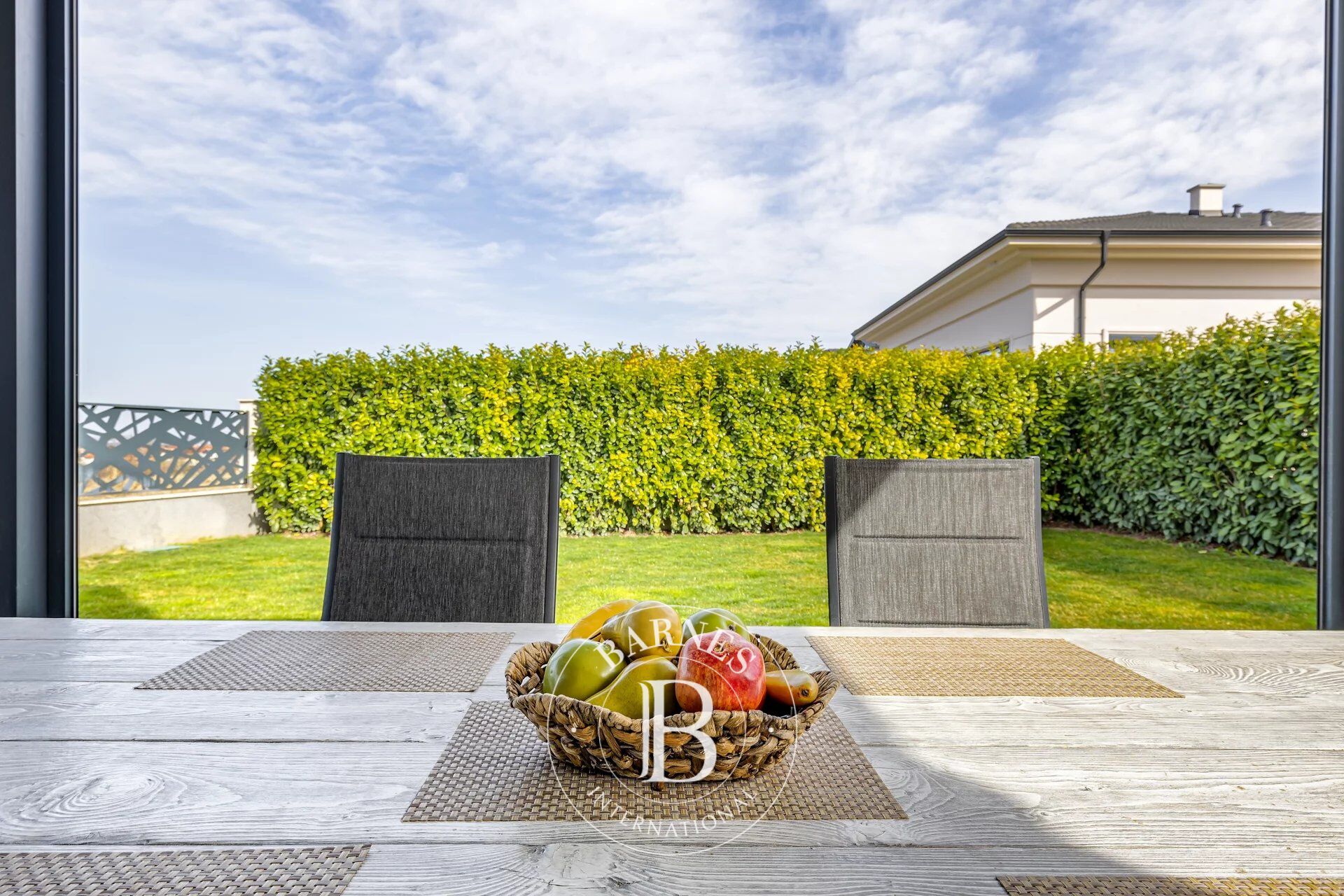 Ev Garmen - picture 4